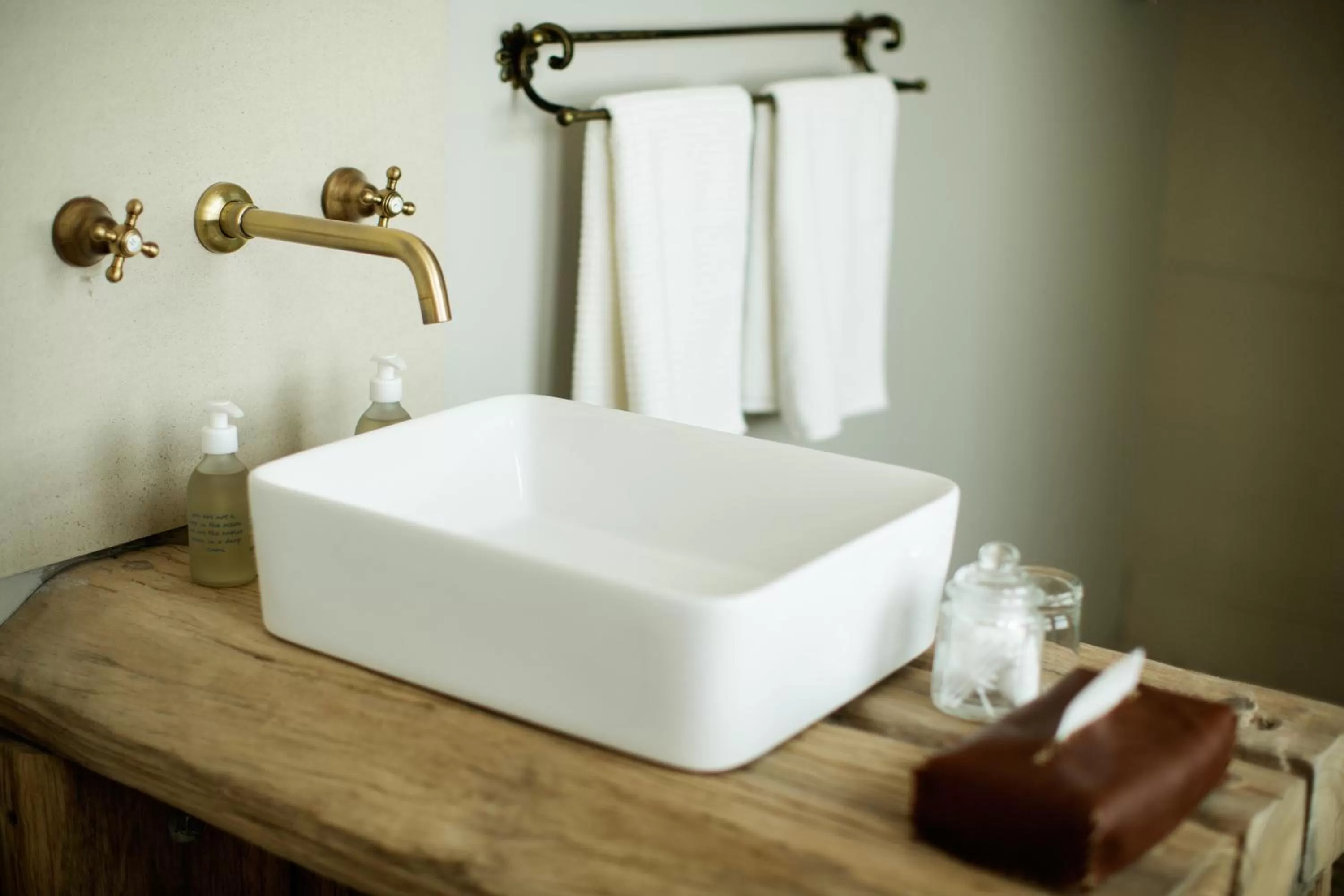 Bathroom in Driftwood Guesthouse