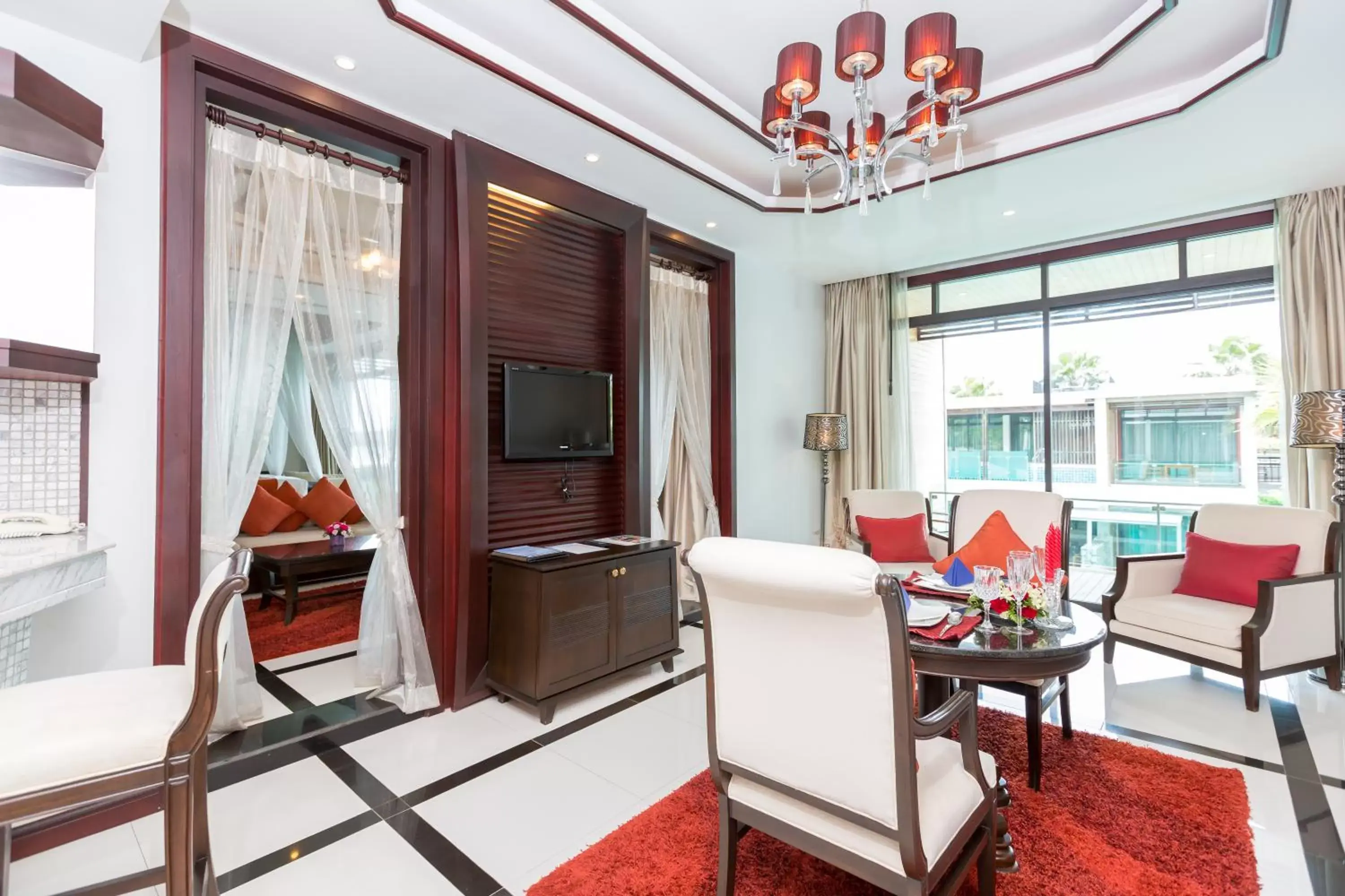 Living room, Seating Area in Wyndham Sea Pearl Resort, Phuket