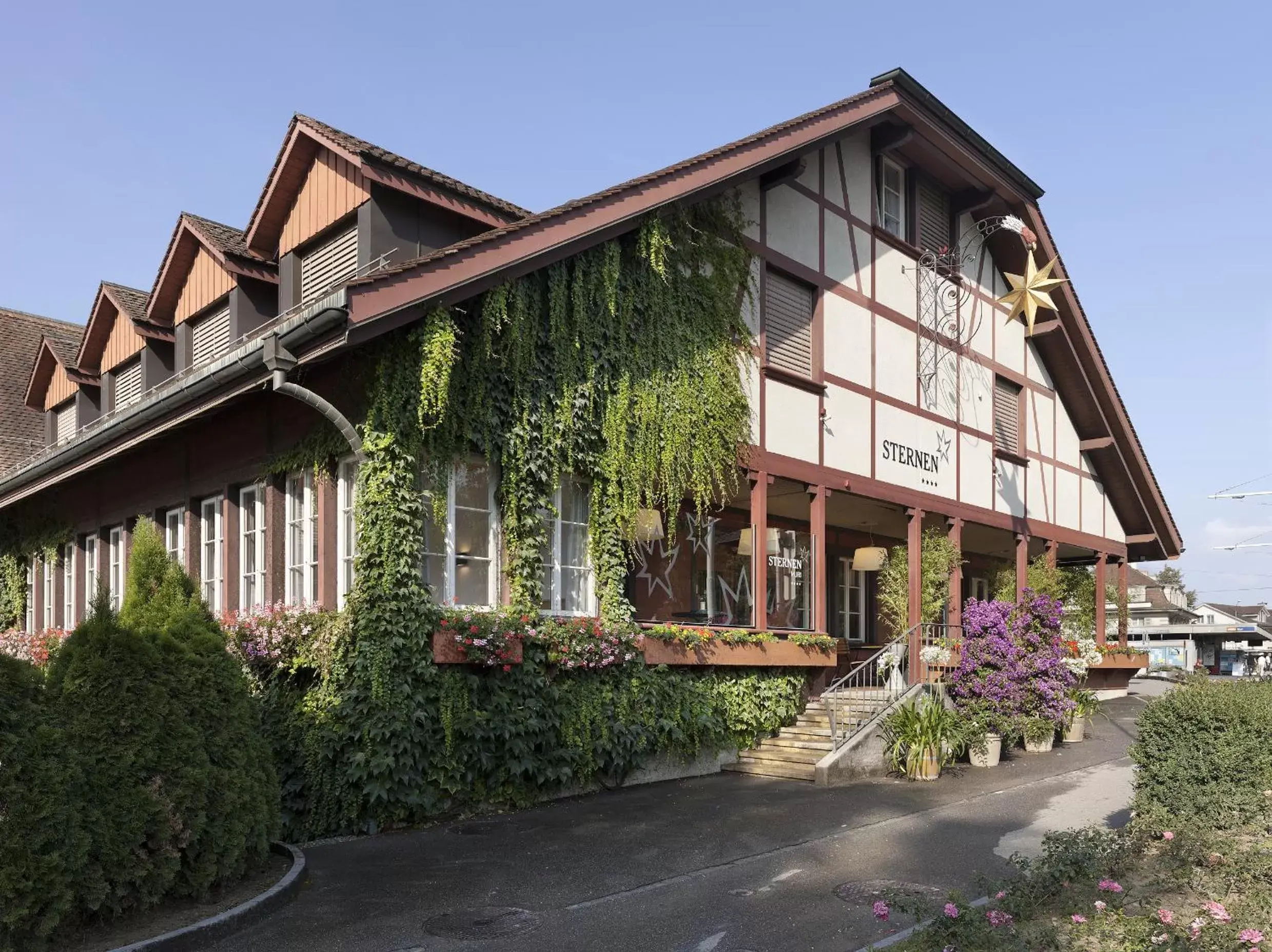 Facade/entrance, Property Building in Hotel & Restaurant STERNEN MURI bei Bern