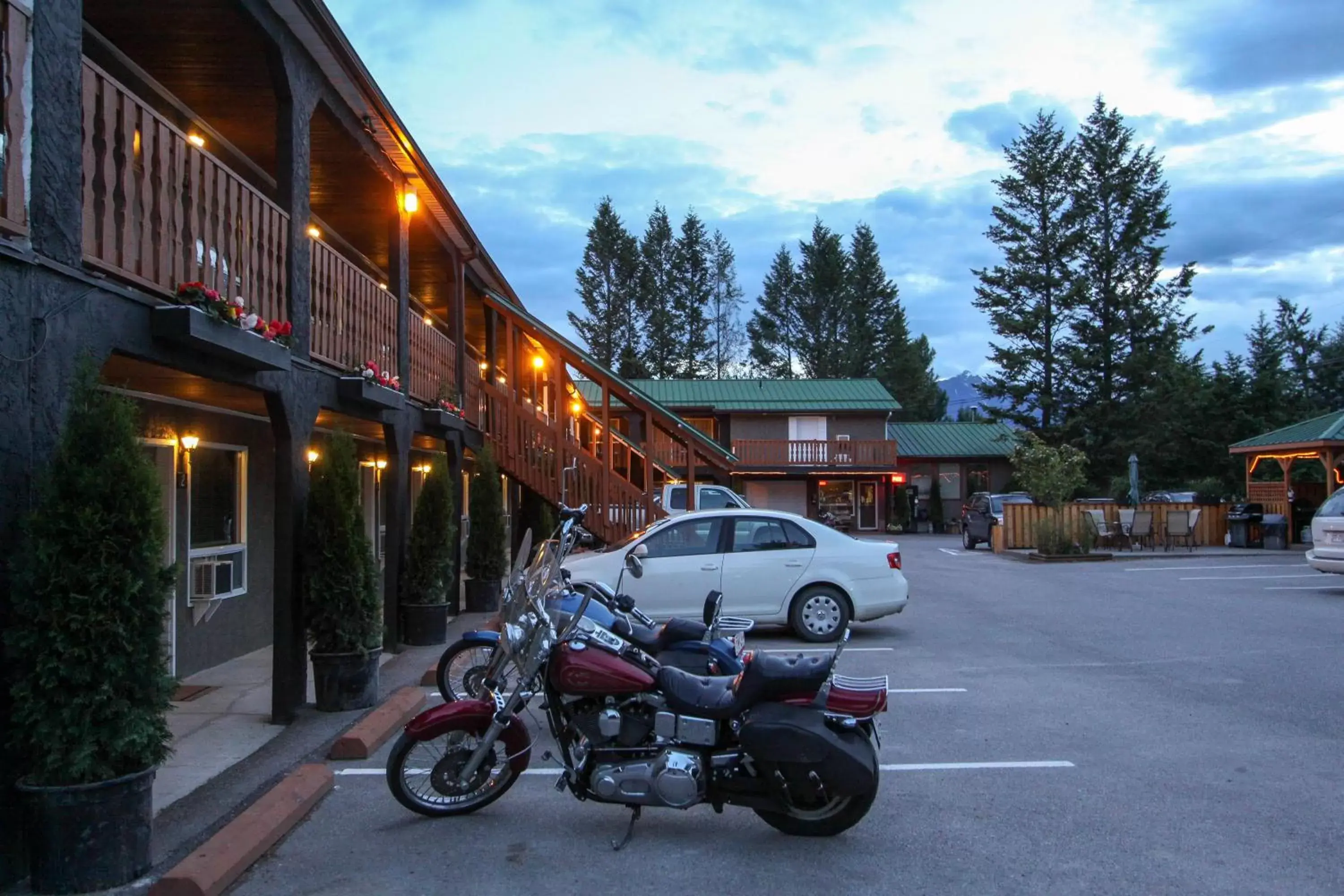 Facade/entrance, Property Building in Crystal Springs Motel