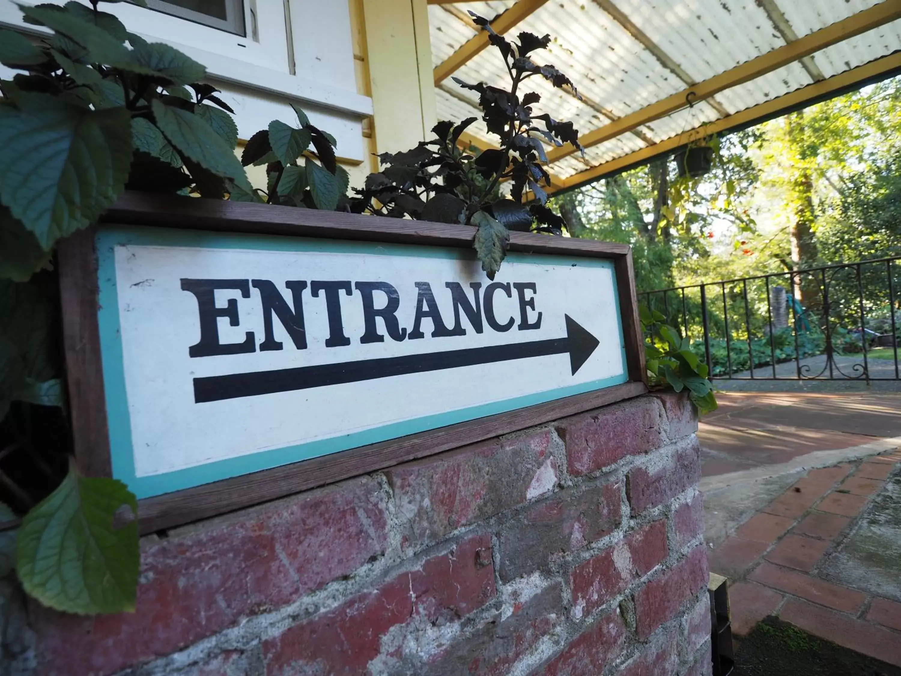 Logo/Certificate/Sign, Property Logo/Sign in Mine and Farm, The Inn at Guerneville, CA