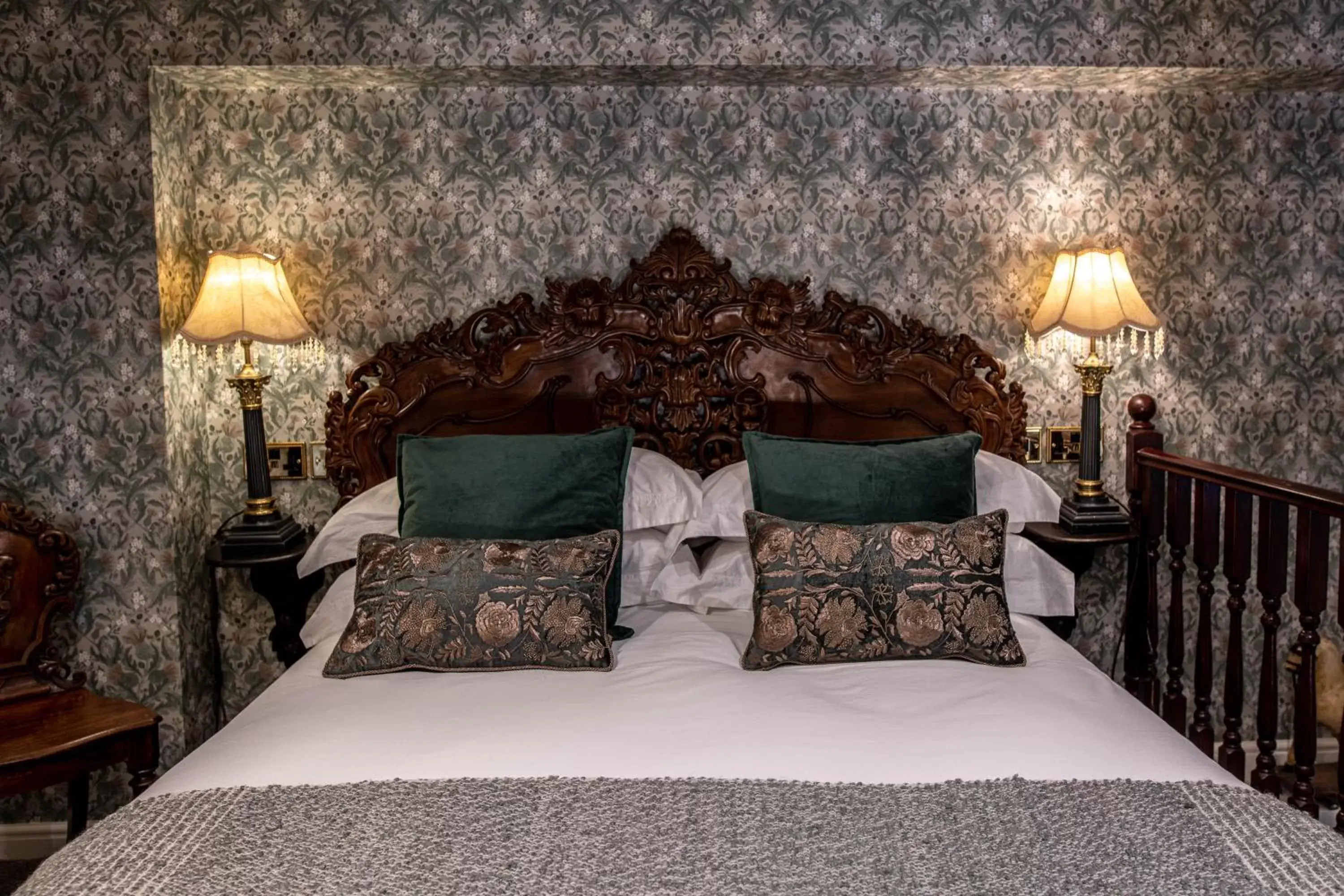 Bed in Melville Castle Hotel