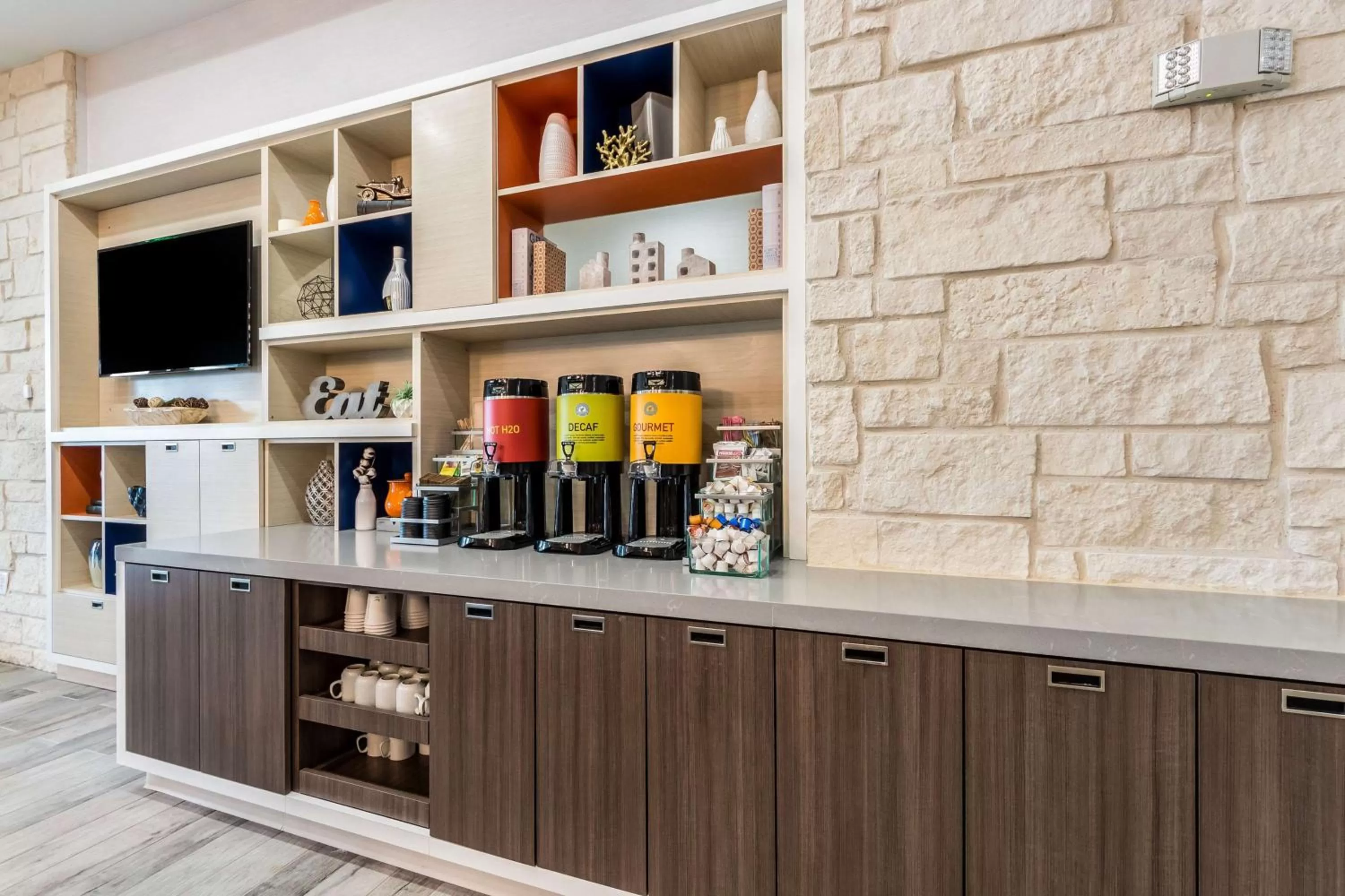 Dining area in Home2 Suites By Hilton Fort Worth Northlake