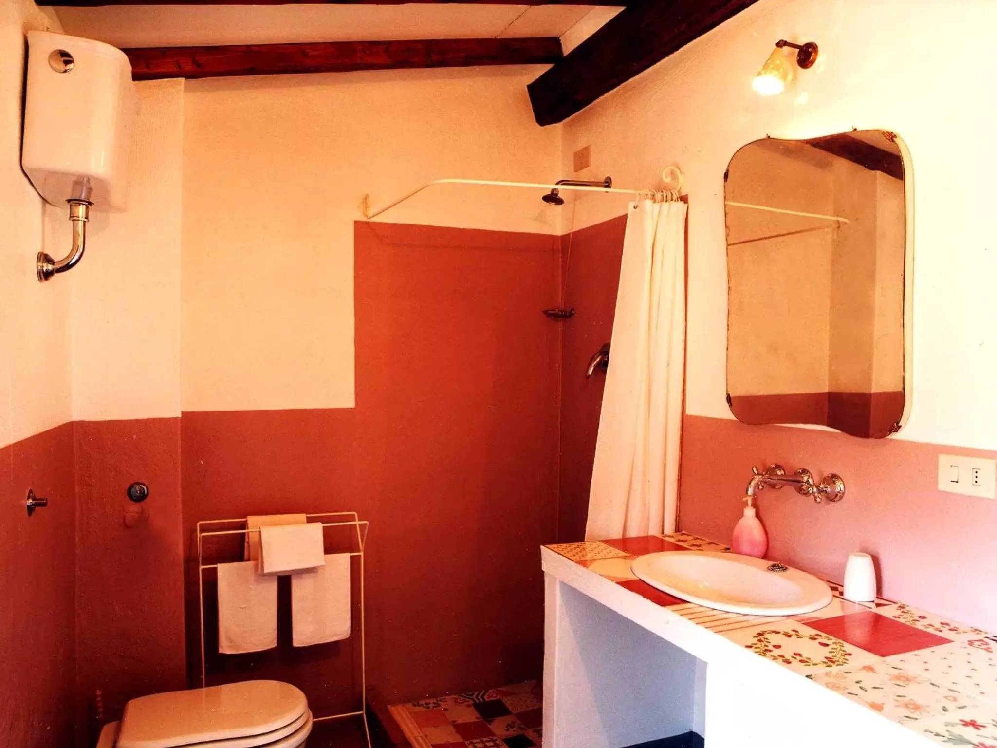 Bathroom in antica casa "le rondini"