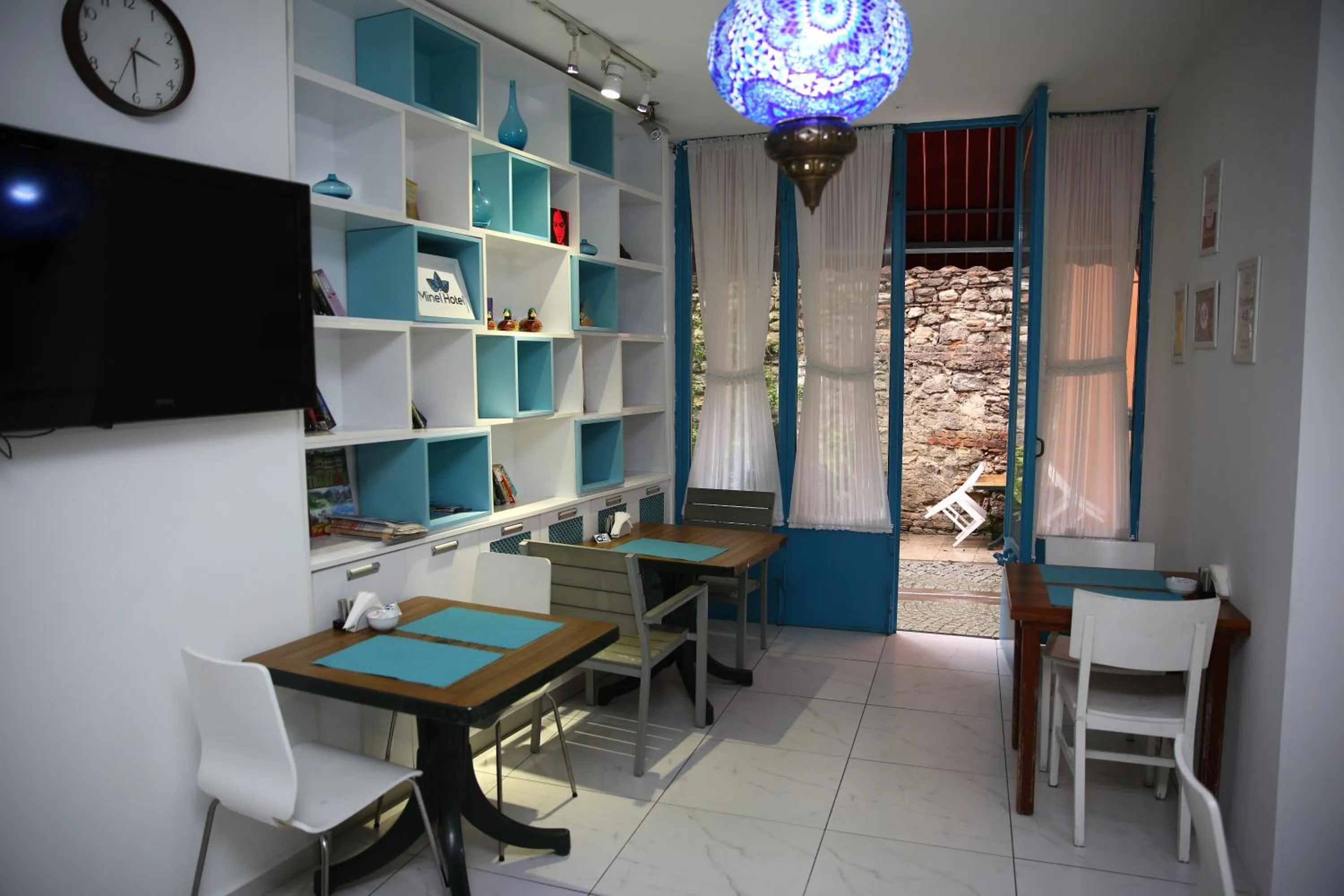 Living room in Minel Hotel