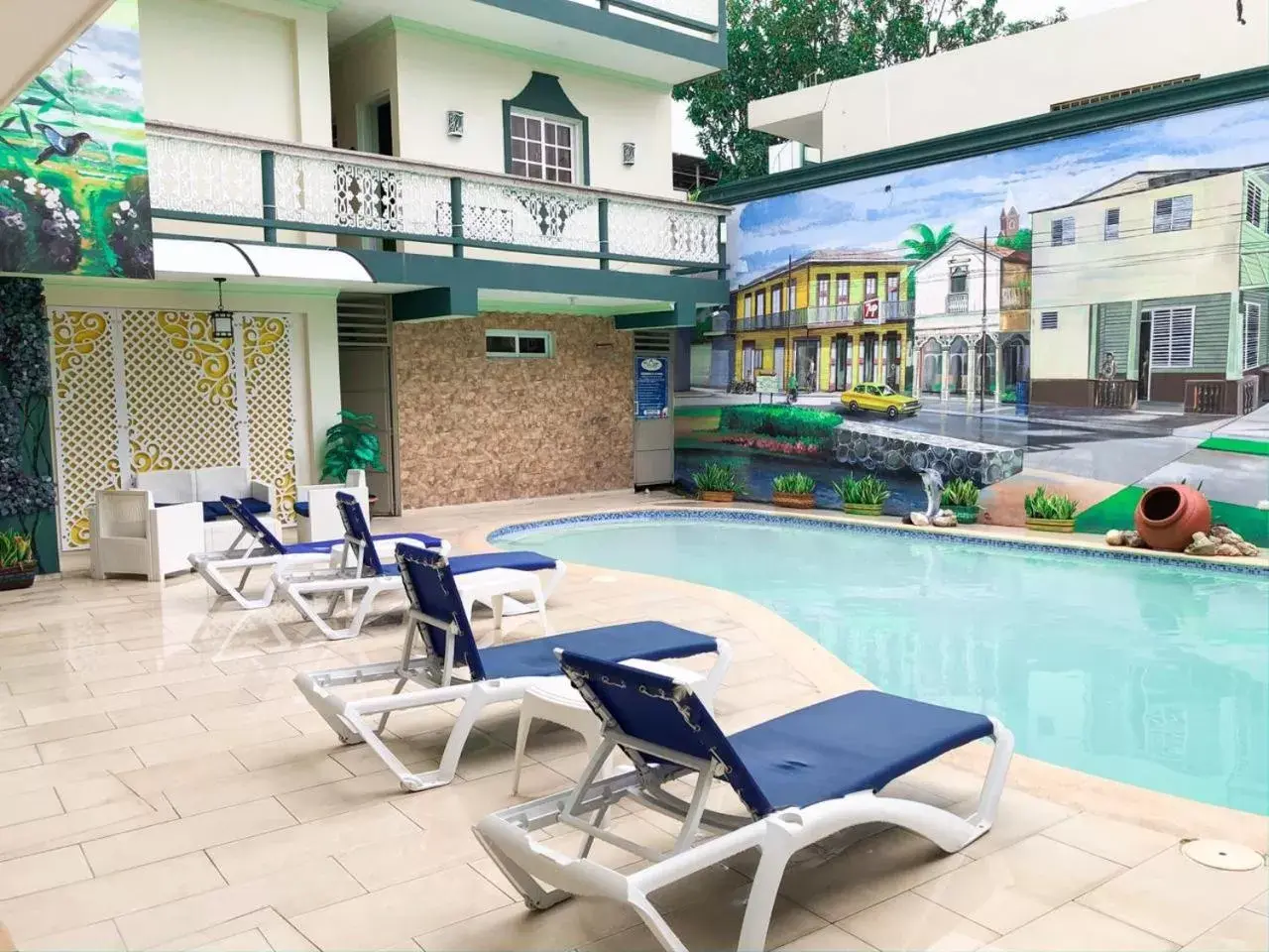 Patio, Swimming Pool in Hotel Sinai