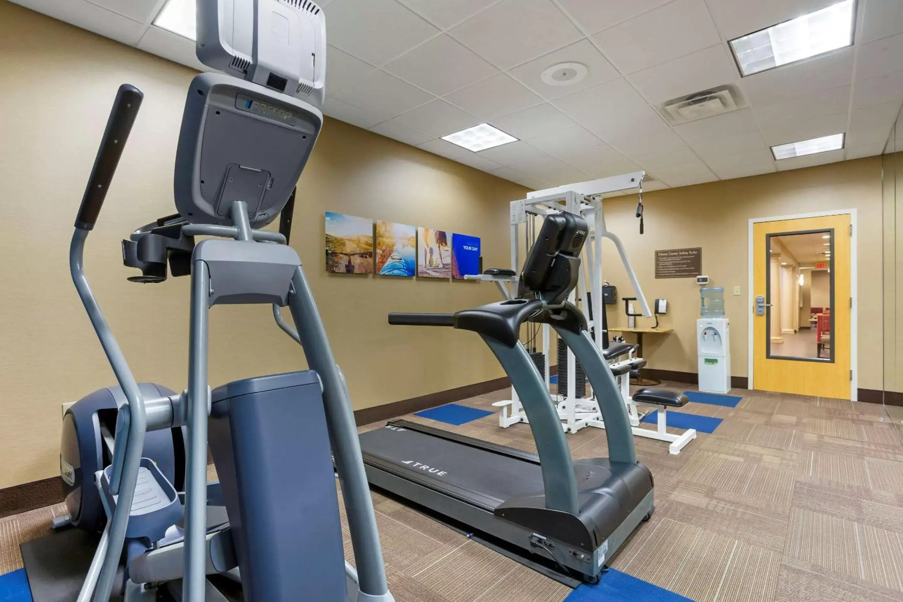 Fitness centre/facilities, Fitness Center/Facilities in Comfort Inn & Suites Presidential