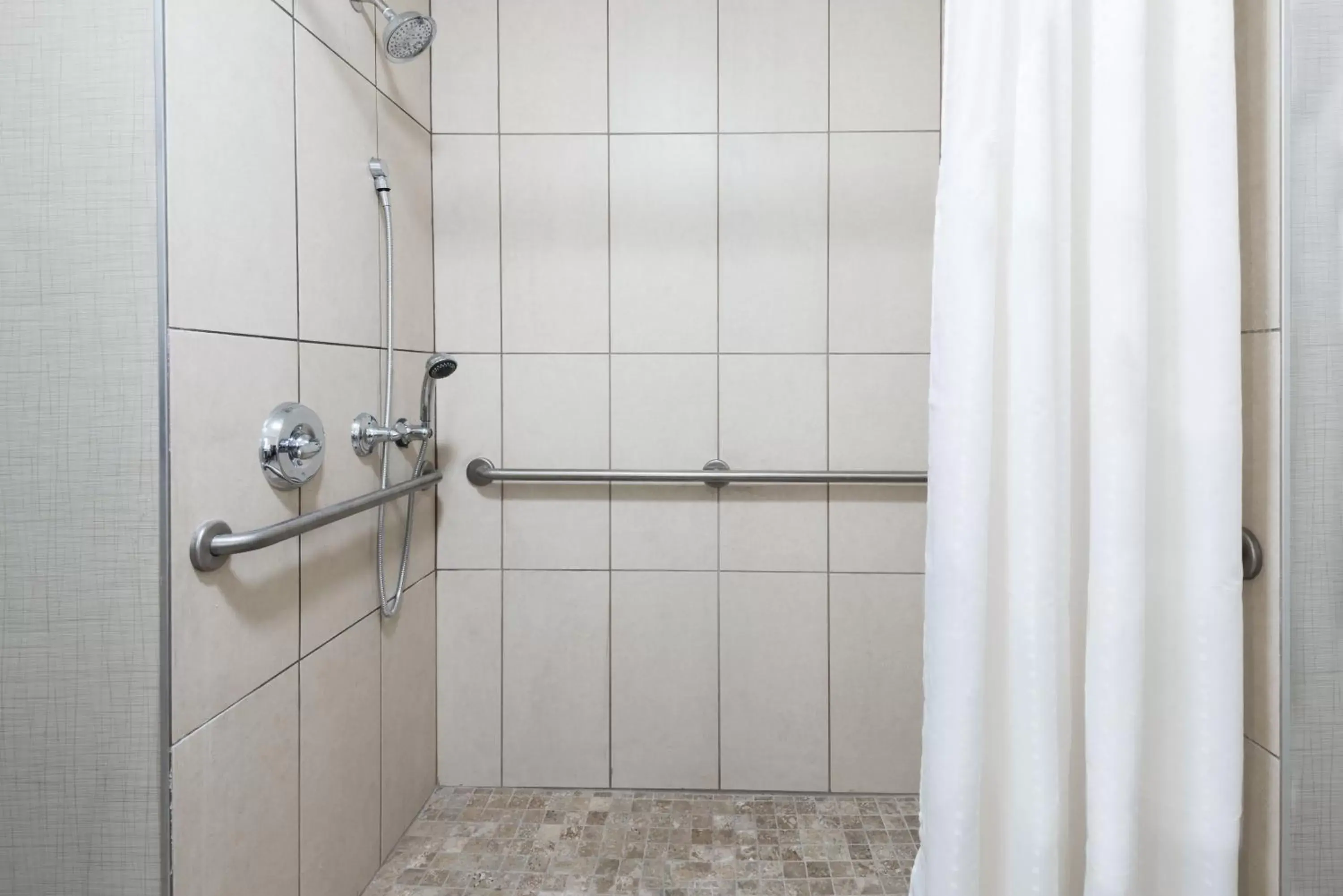 Bathroom in Holiday Inn Express & Suites - Columbus Airport East, an IHG Hotel