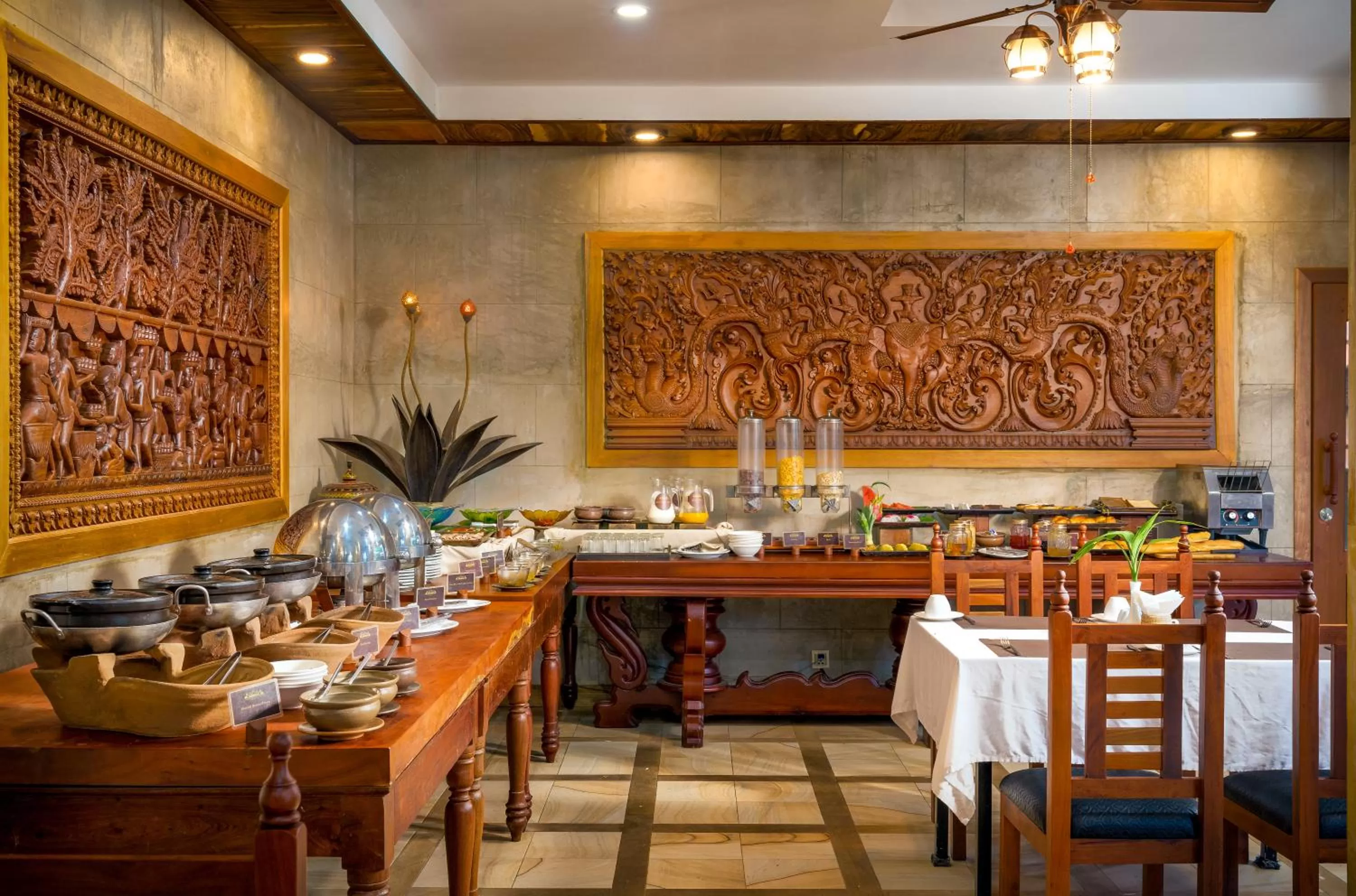 Restaurant/Places to Eat in Angkor Style Resort