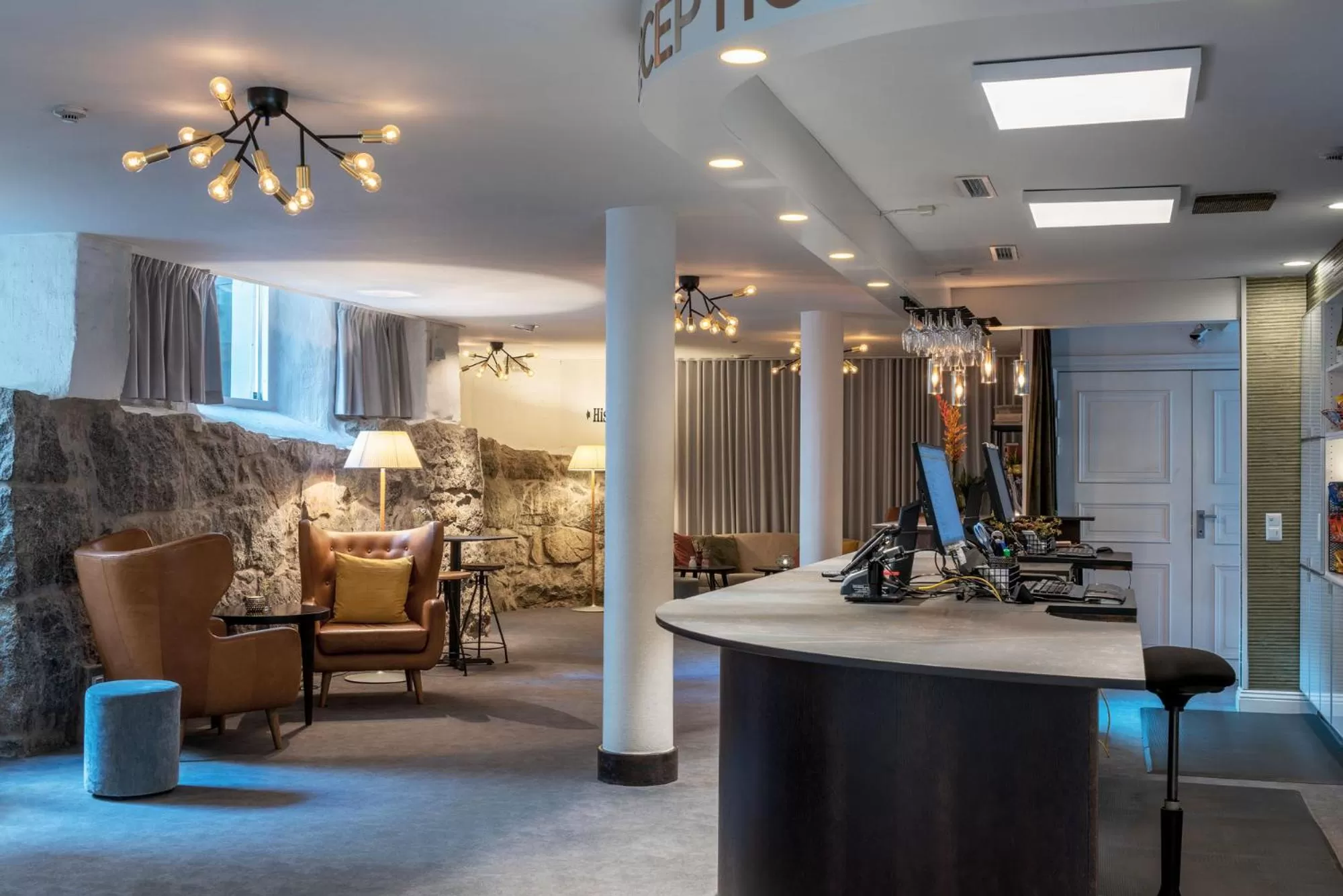 Lobby or reception in Home Hotel Victoria