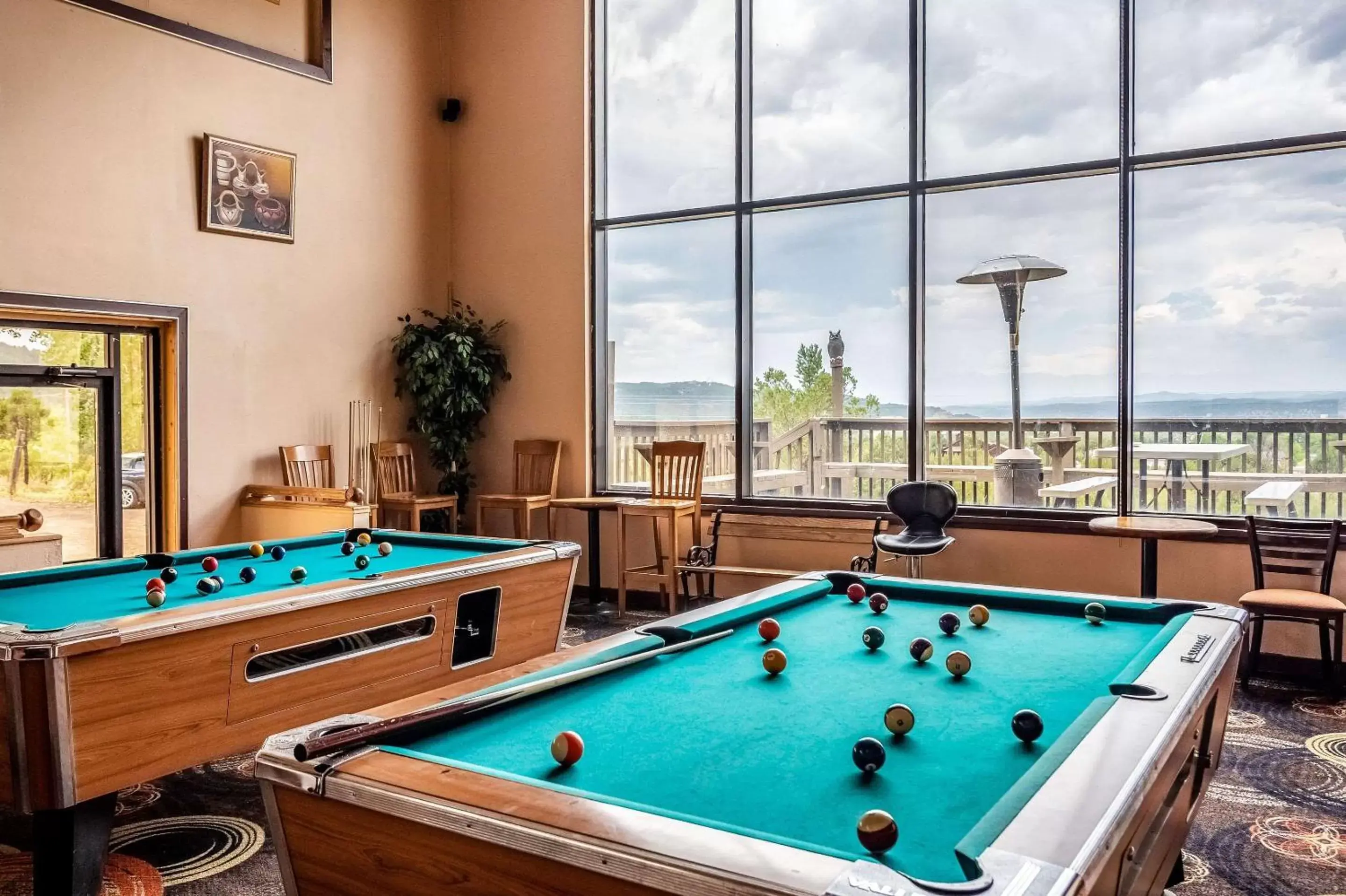 Lounge or bar, Billiards in Quality Inn Trinidad
