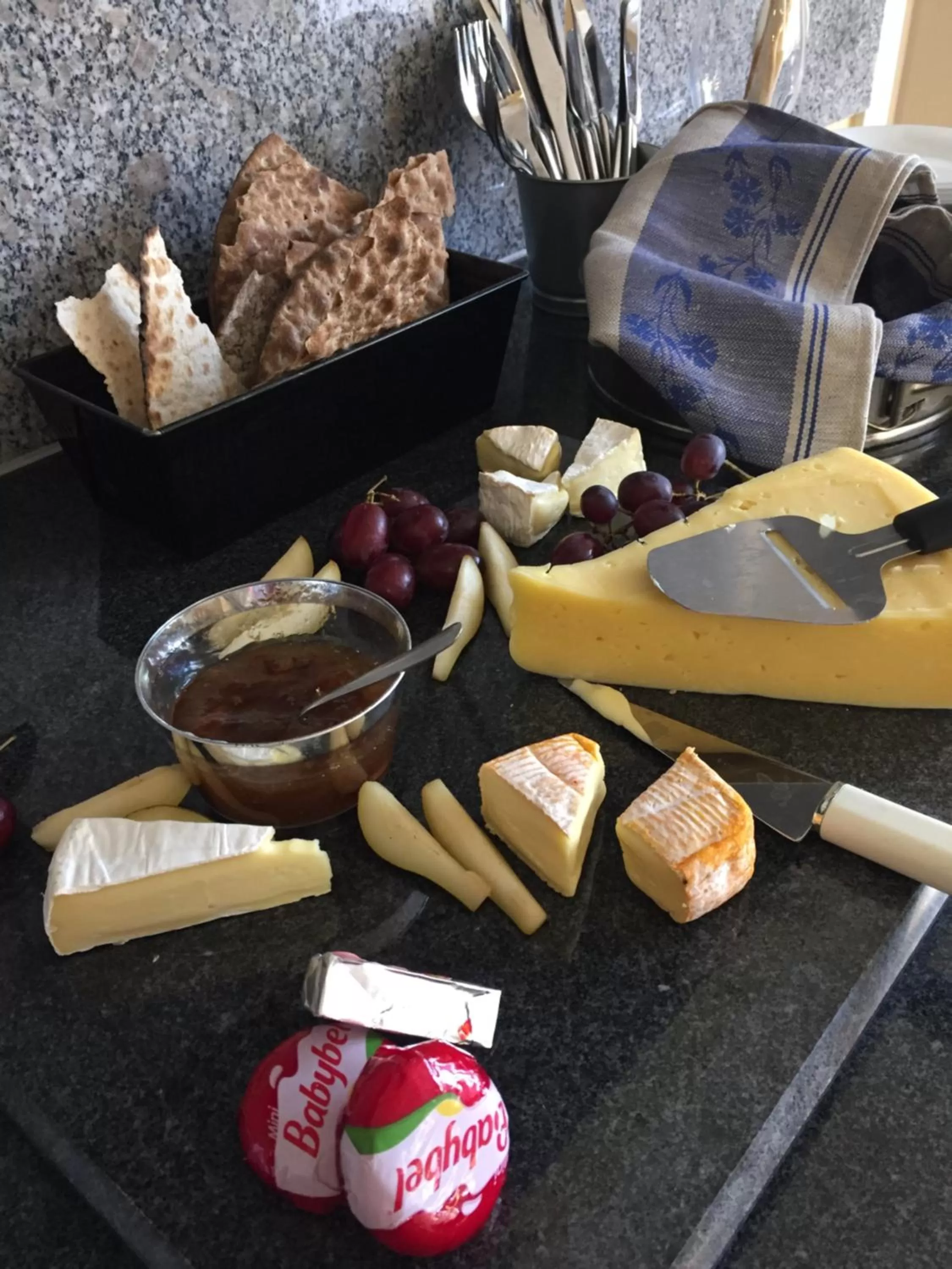 Buffet breakfast in Södra Hotellet