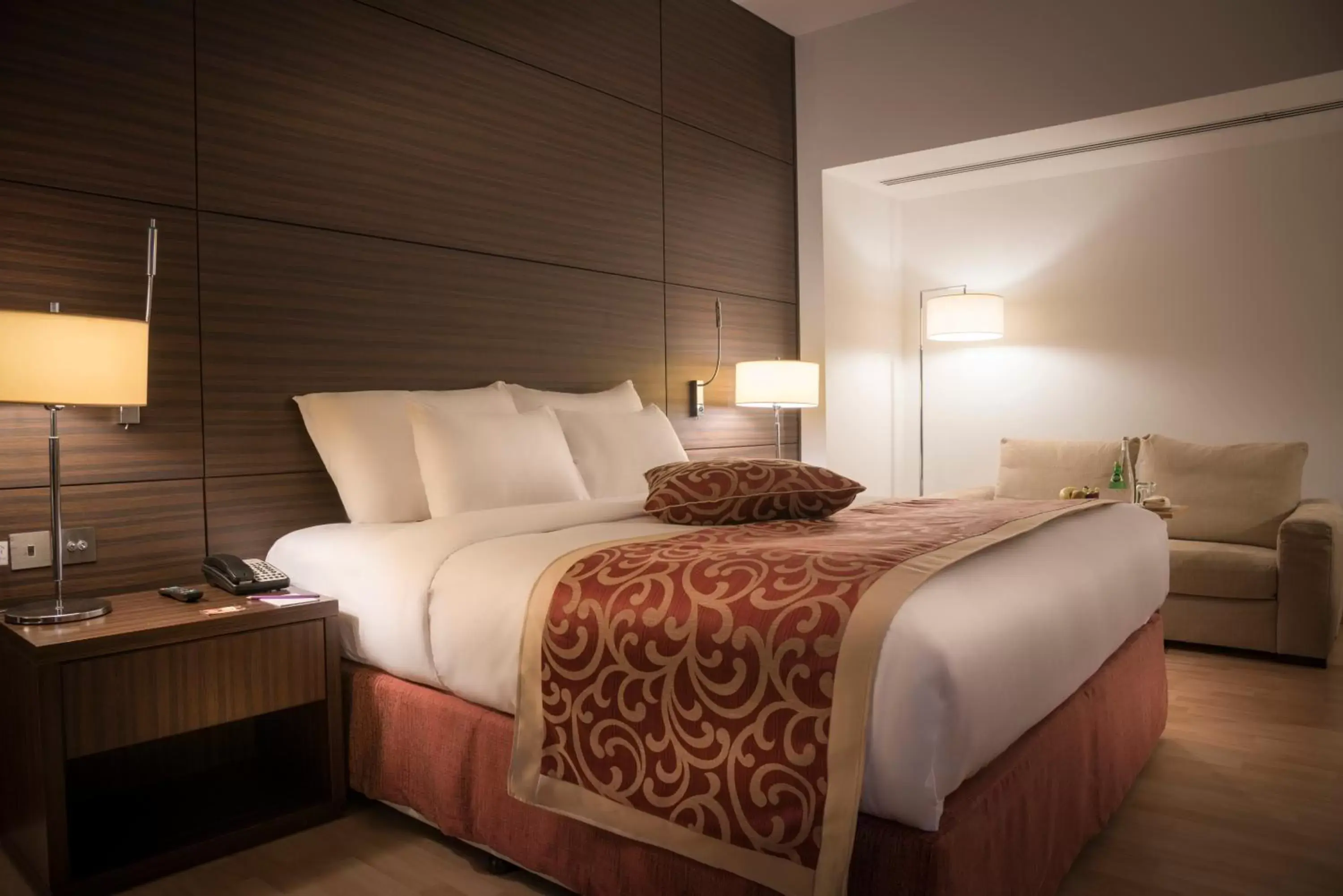 Bed in Asdal Gulf Inn Boutique Hotel- SEEF