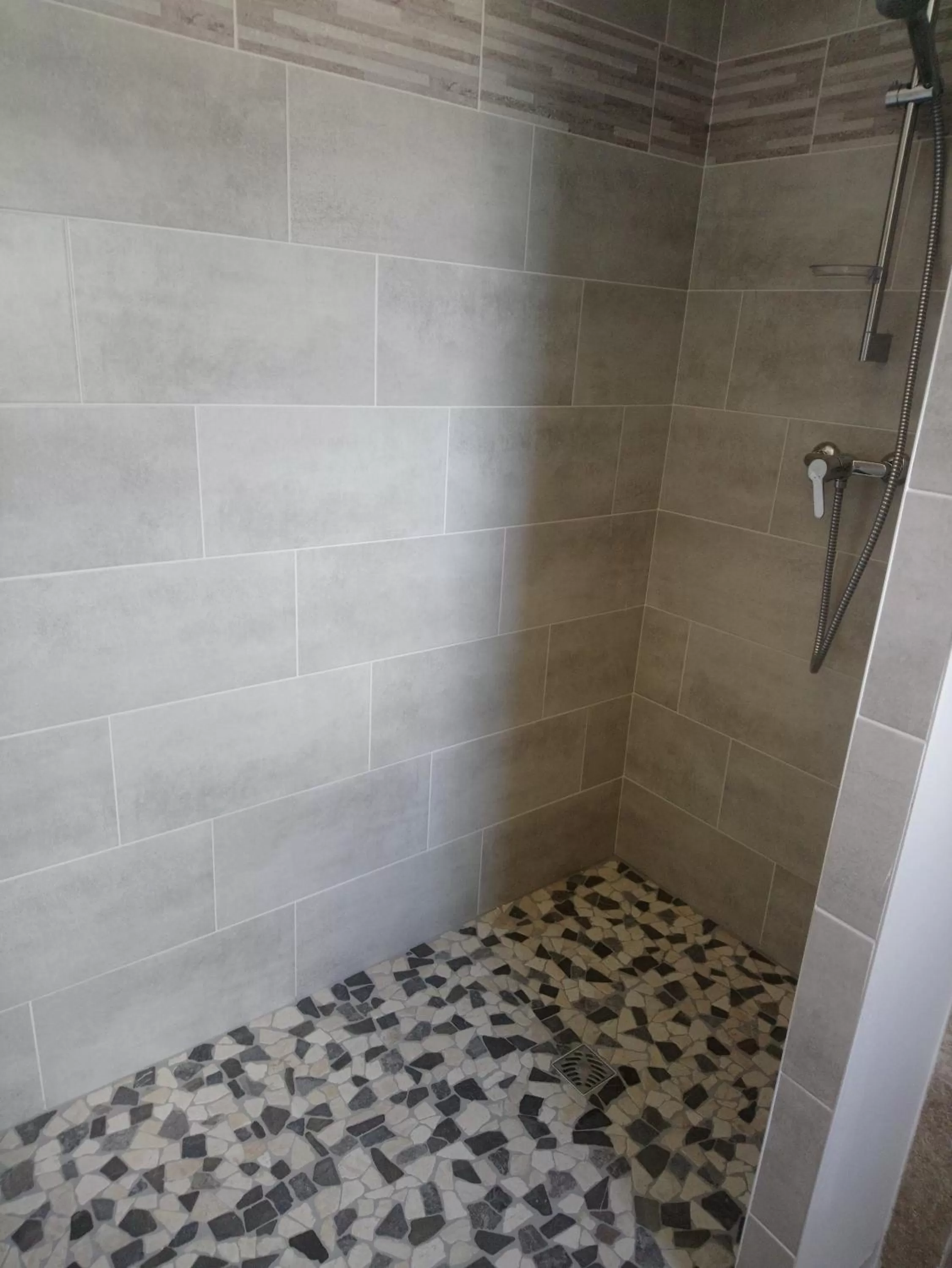 Bathroom in L'Auberge du Mazet