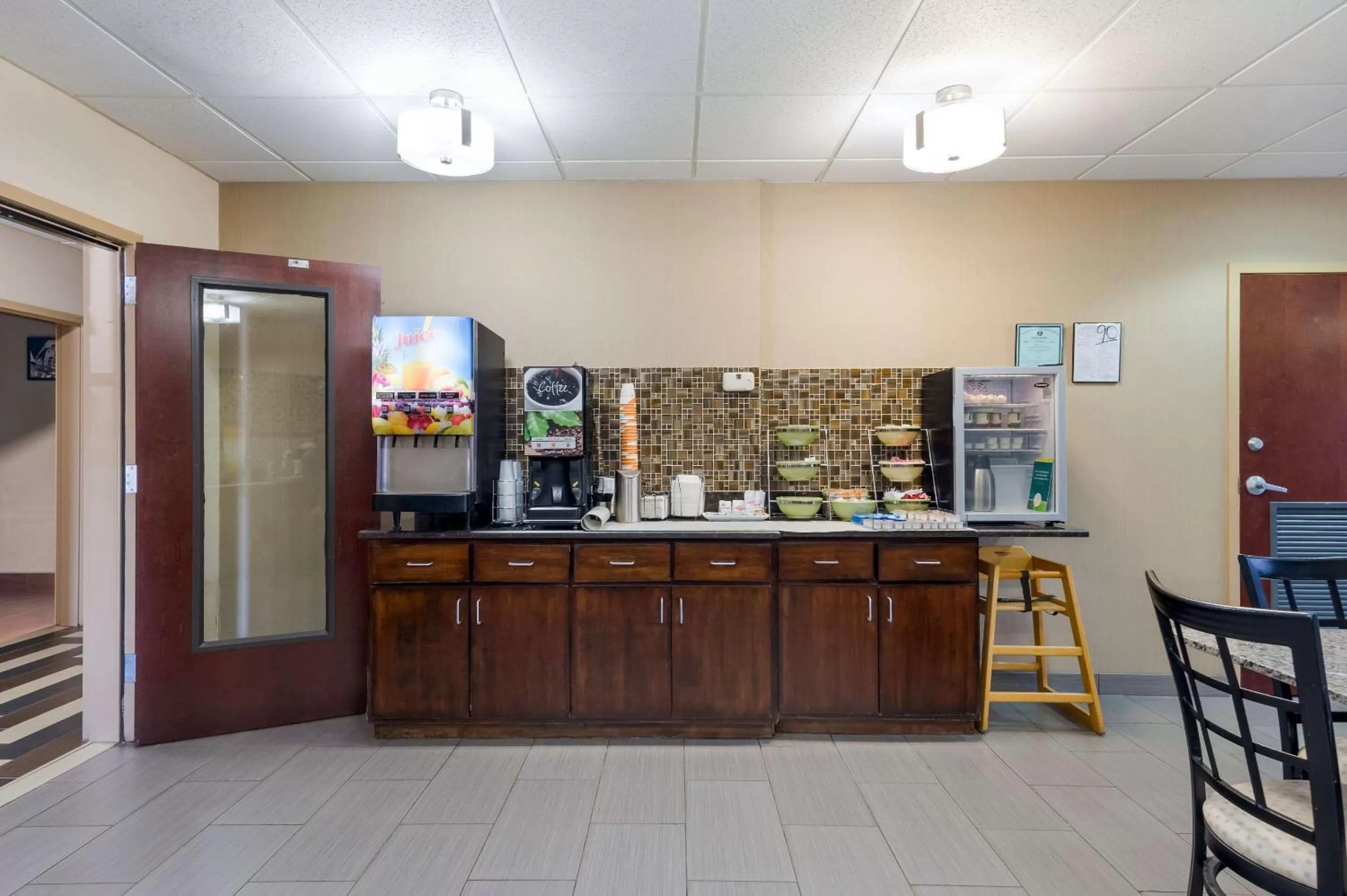 Restaurant/places to eat in Quality Inn & Suites Huntsville Research Park Area