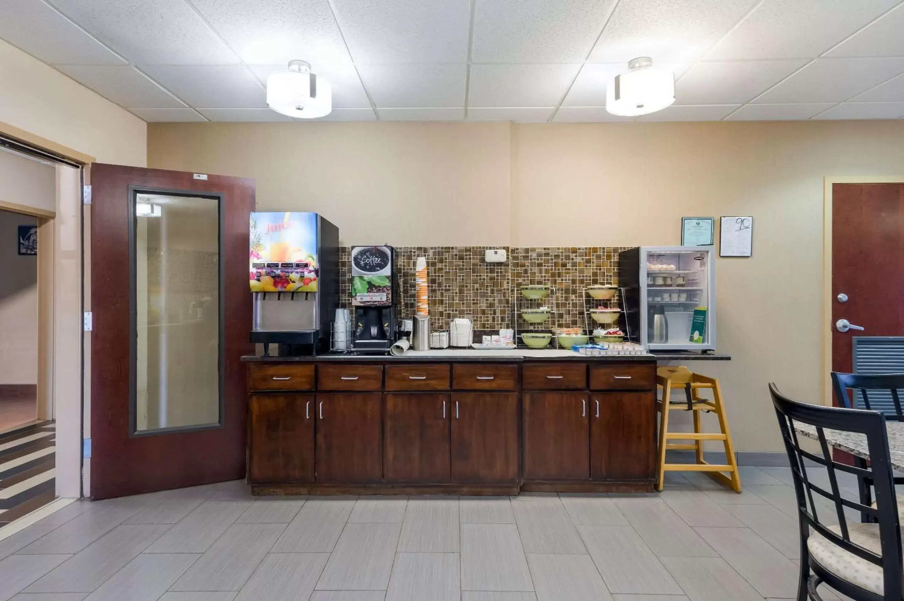 Restaurant/places to eat in Quality Inn & Suites Huntsville Research Park Area Restaurant/places to eat in Quality Inn & Suites Huntsville Research Park Area