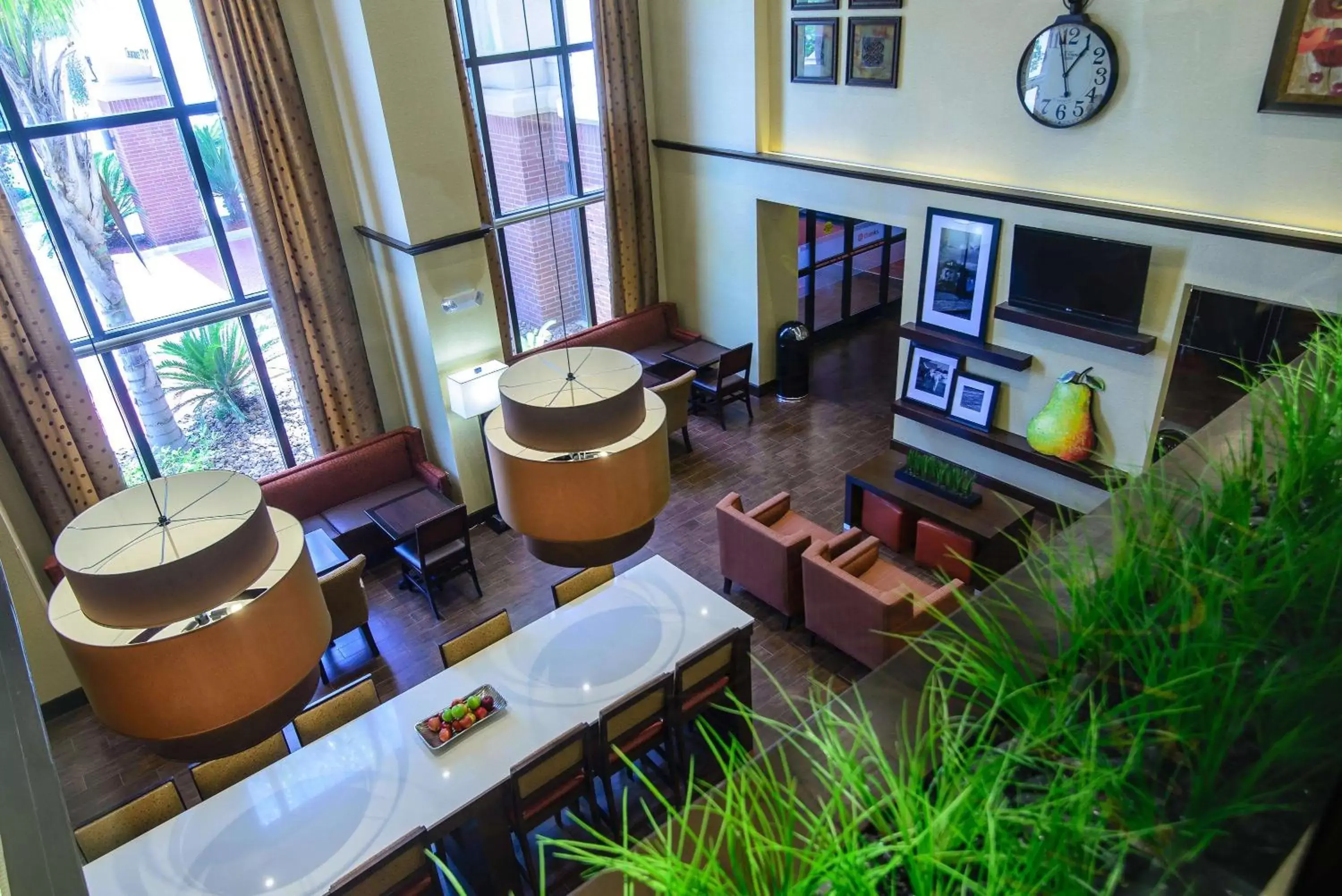 Lobby or reception in Hampton Inn Houston-Pearland, TX