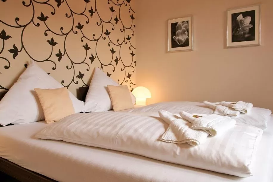 Photo of the whole room, Bed in L'Escala