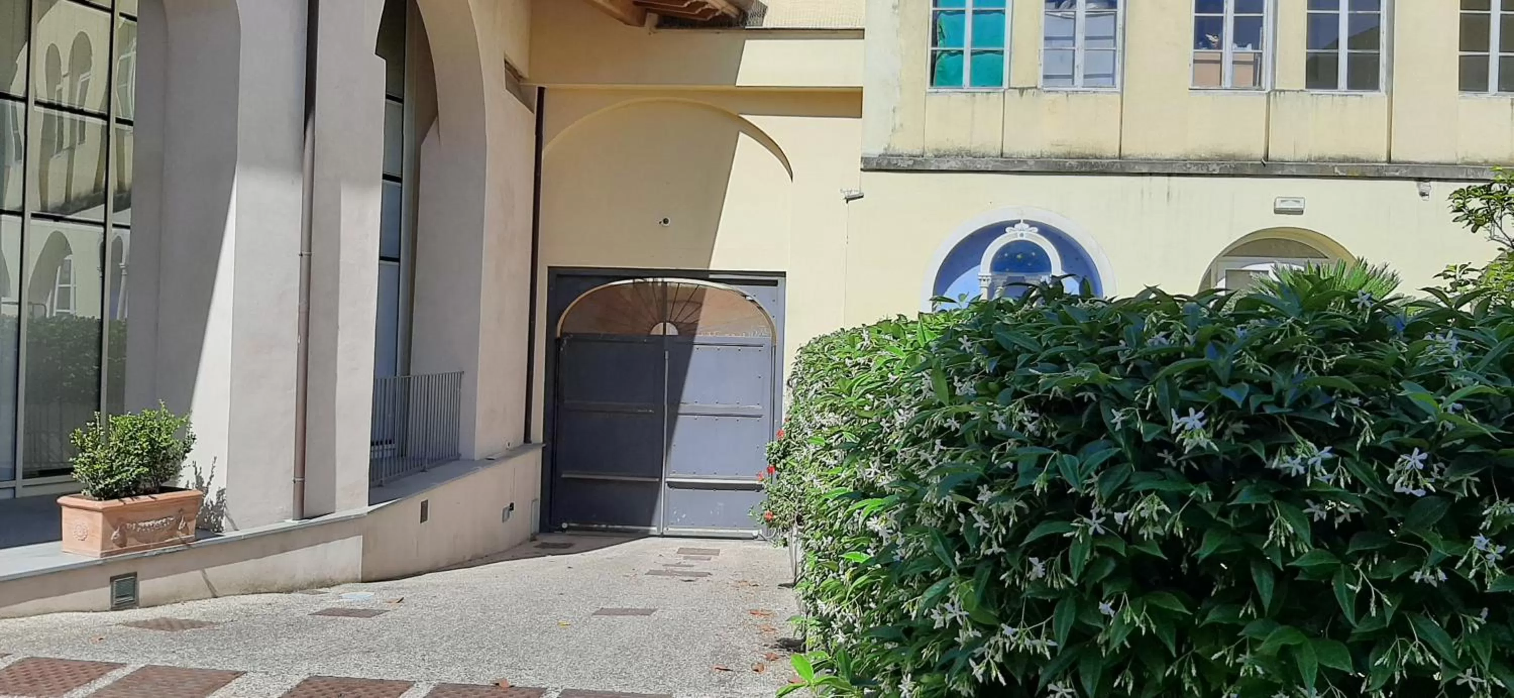 Facade/entrance in Casa per ferie religiosa Figlie di Nazareth