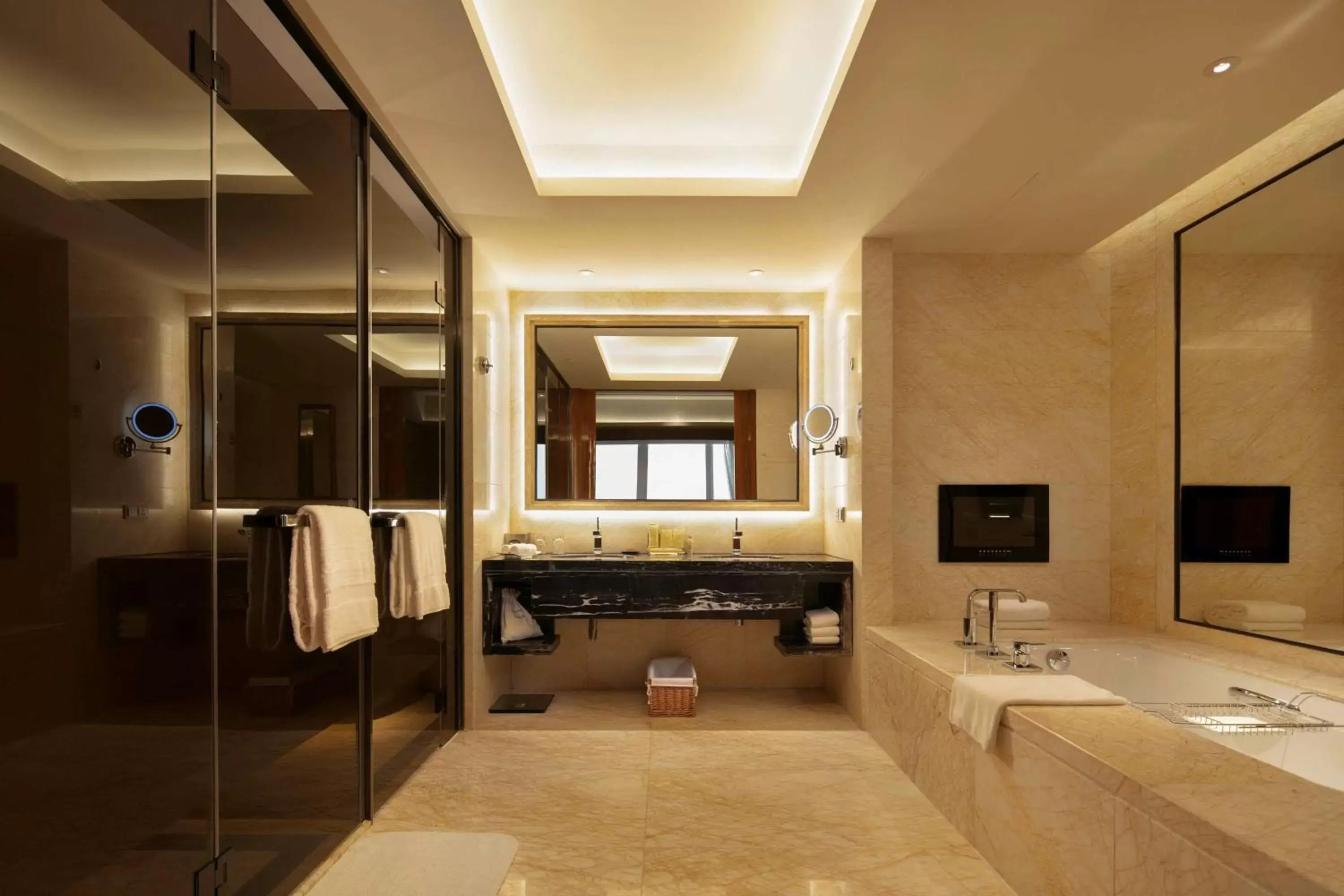 Bathroom in Hilton Dalian