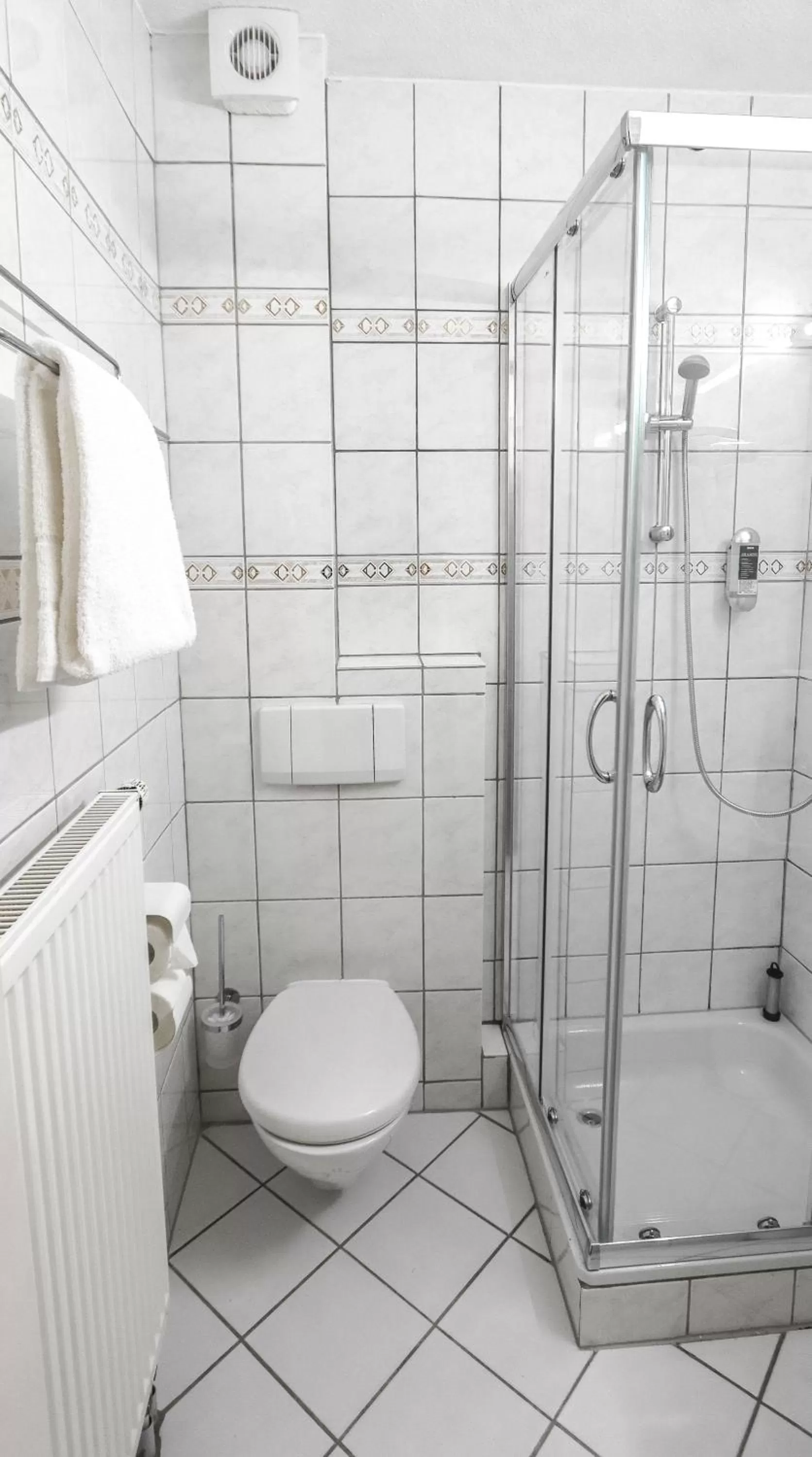 Bathroom in DUA Hotel