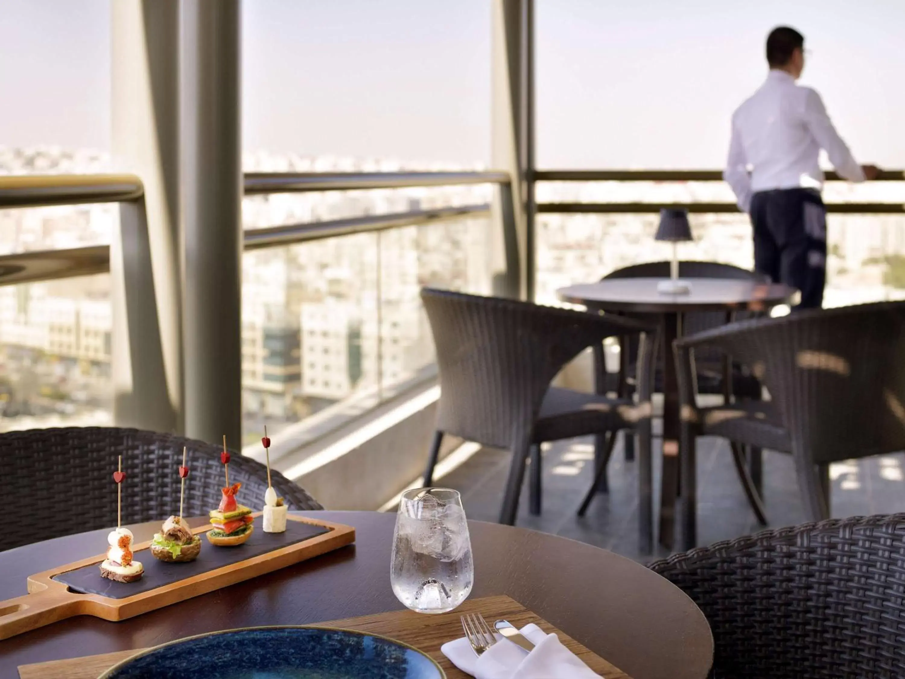 Restaurant/places to eat in Mövenpick Hotel Amman