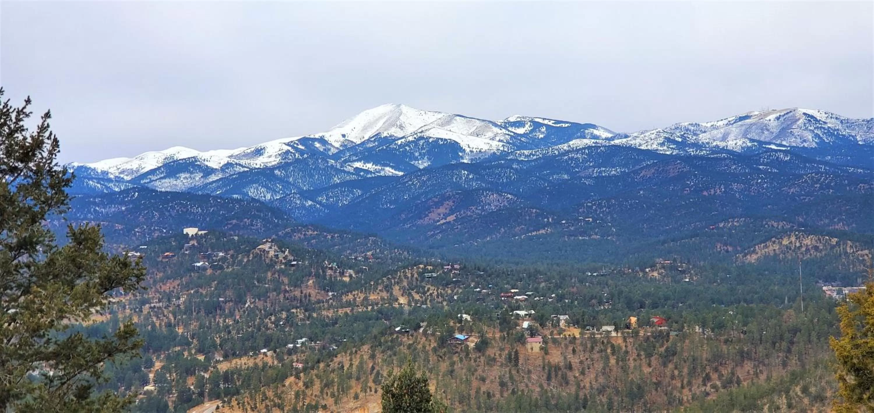 Property building in High Sierra Condominiums