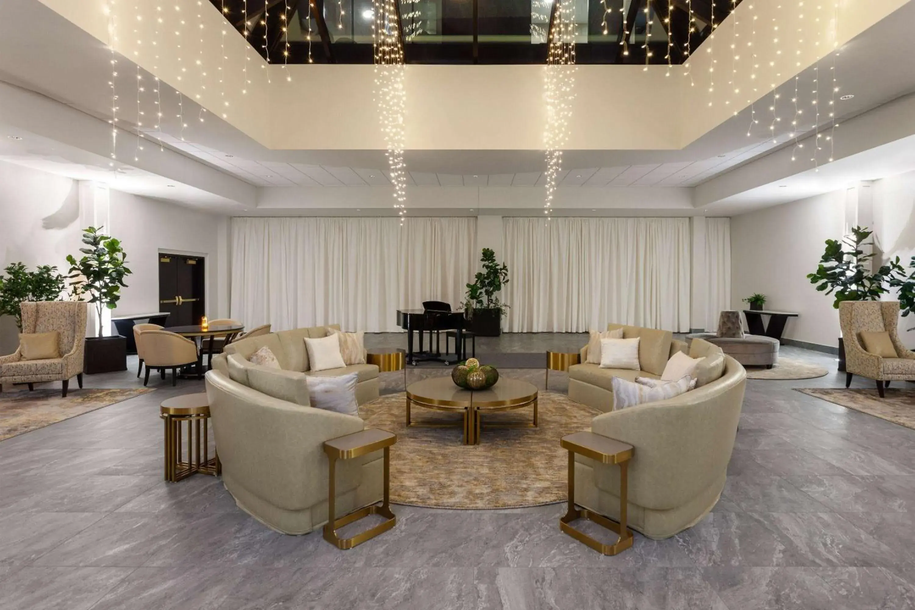 Lobby or reception, Lobby/Reception in The Legacy Hotel Trademark Collection by Wyndham