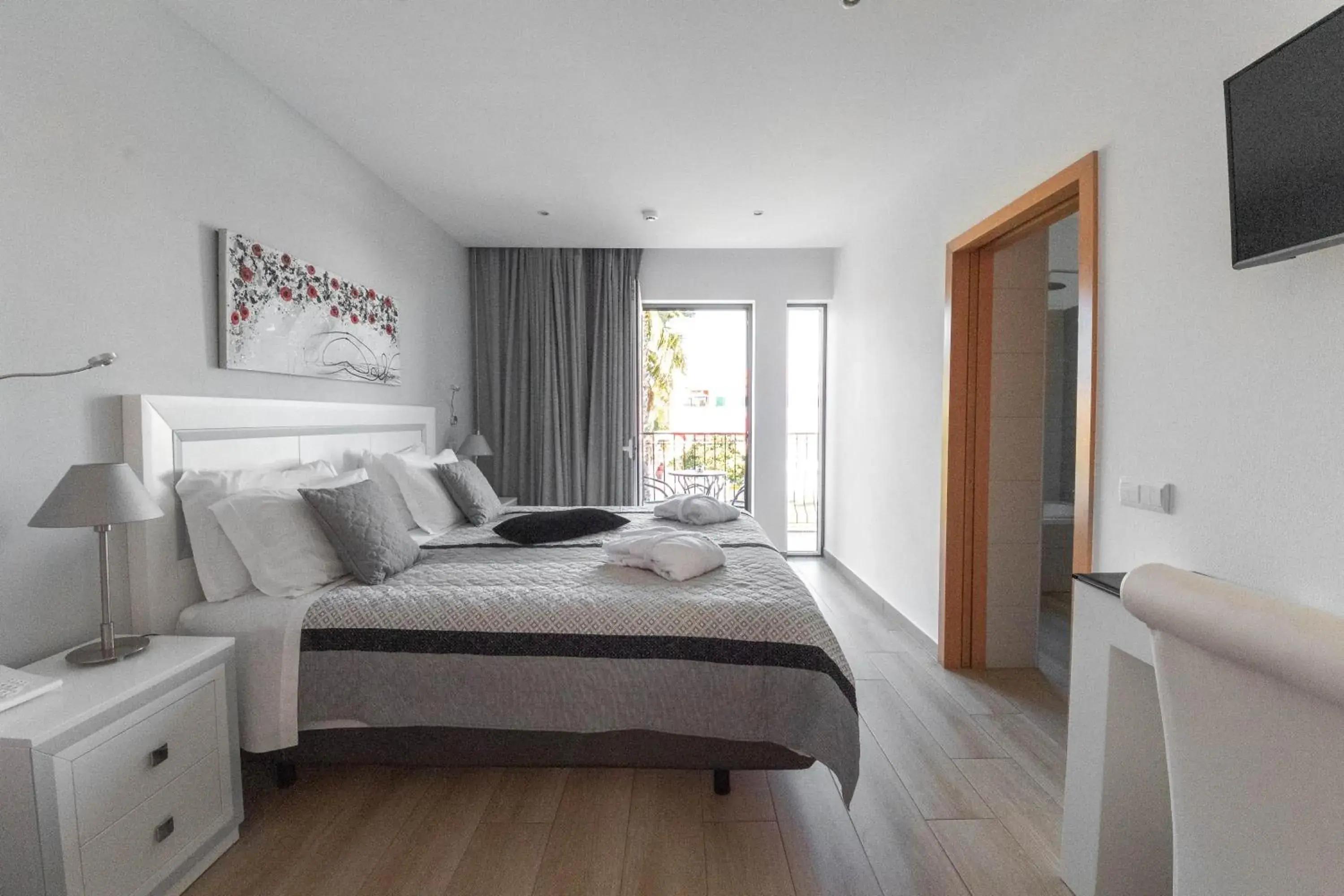 Bedroom, Bed in Solar de Mos Hotel