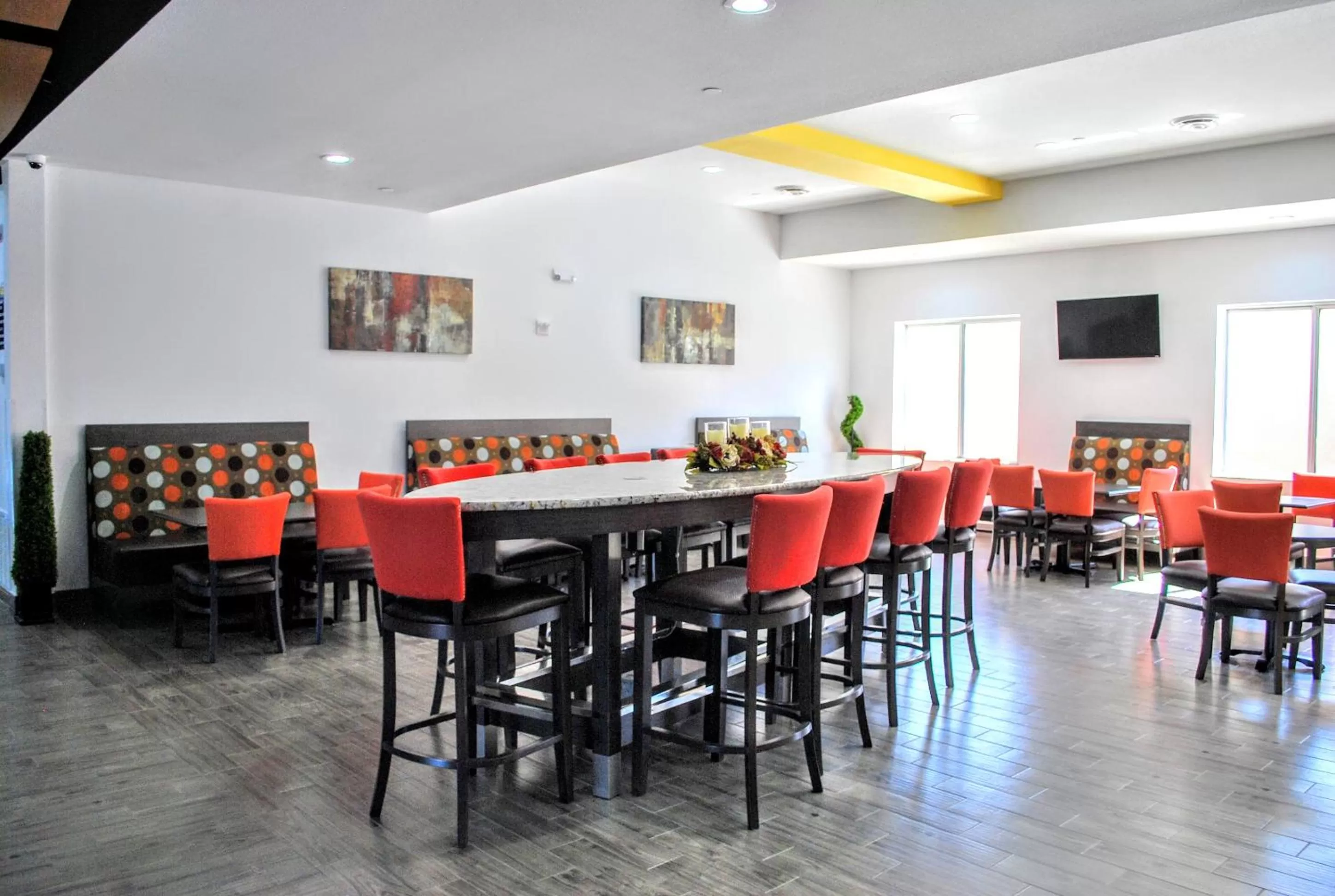 Restaurant/places to eat in Days Inn & Suites by Wyndham Lubbock Medical Center