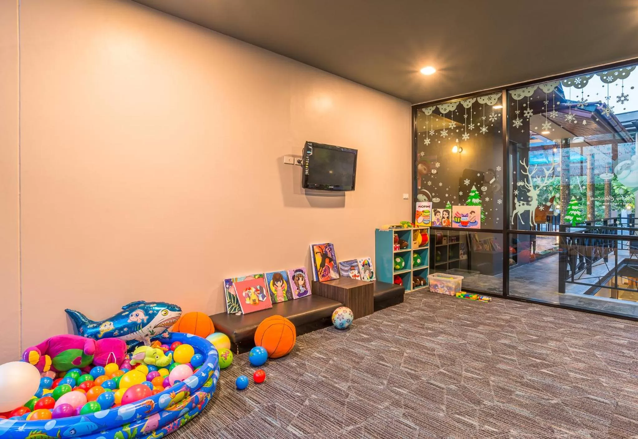 Kids's club in The Scene Cliff View Villas