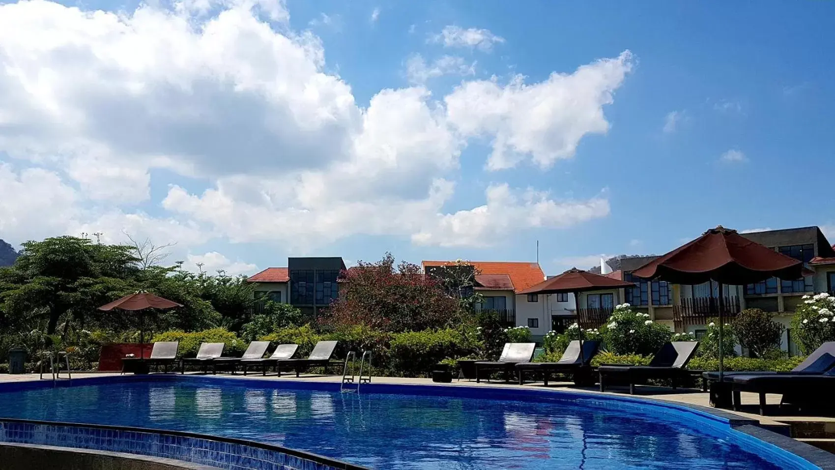 Swimming Pool in Luwansa Beach Hotel