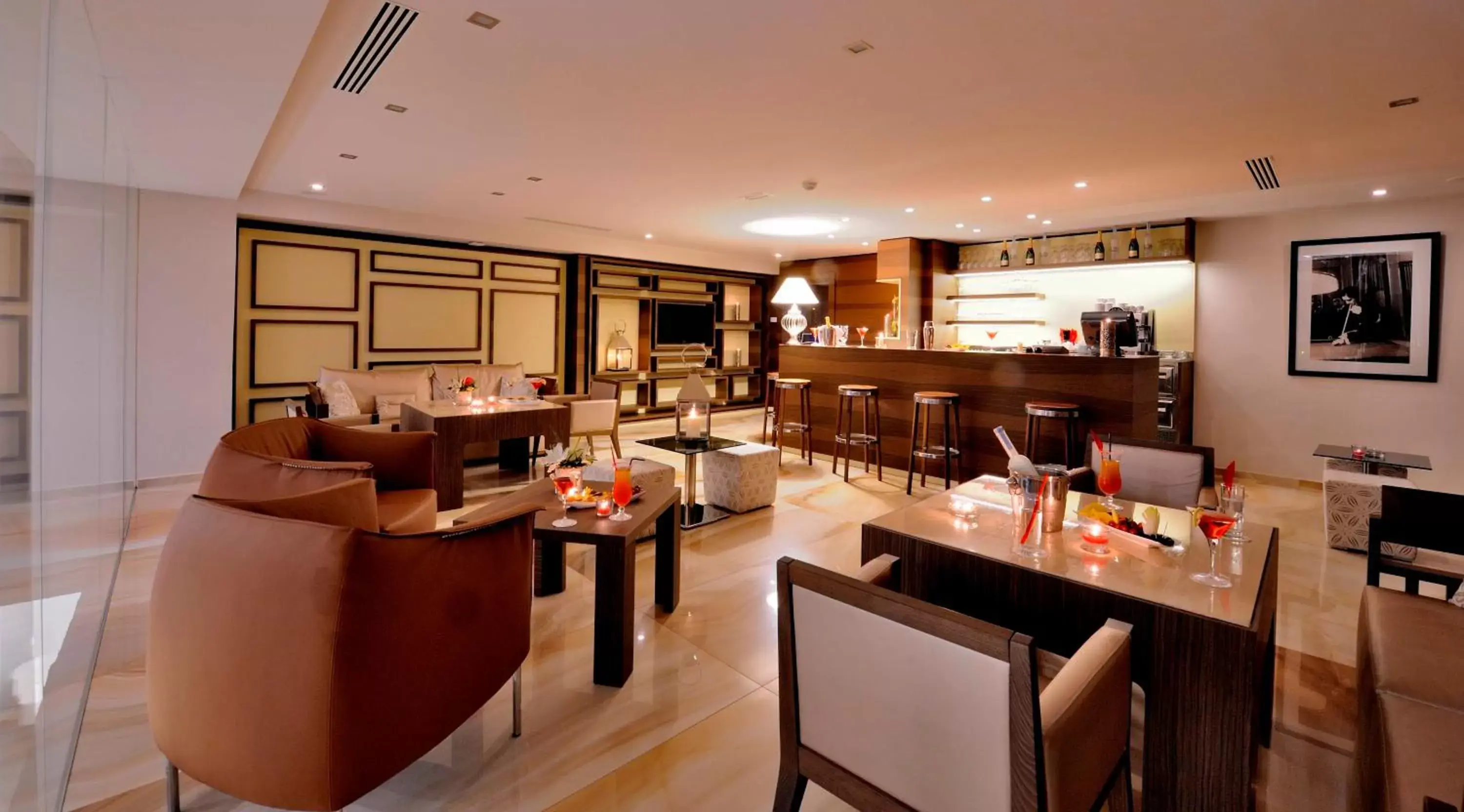 Communal lounge/ TV room, Restaurant/Places to Eat in Kenzi Sidi Maarouf