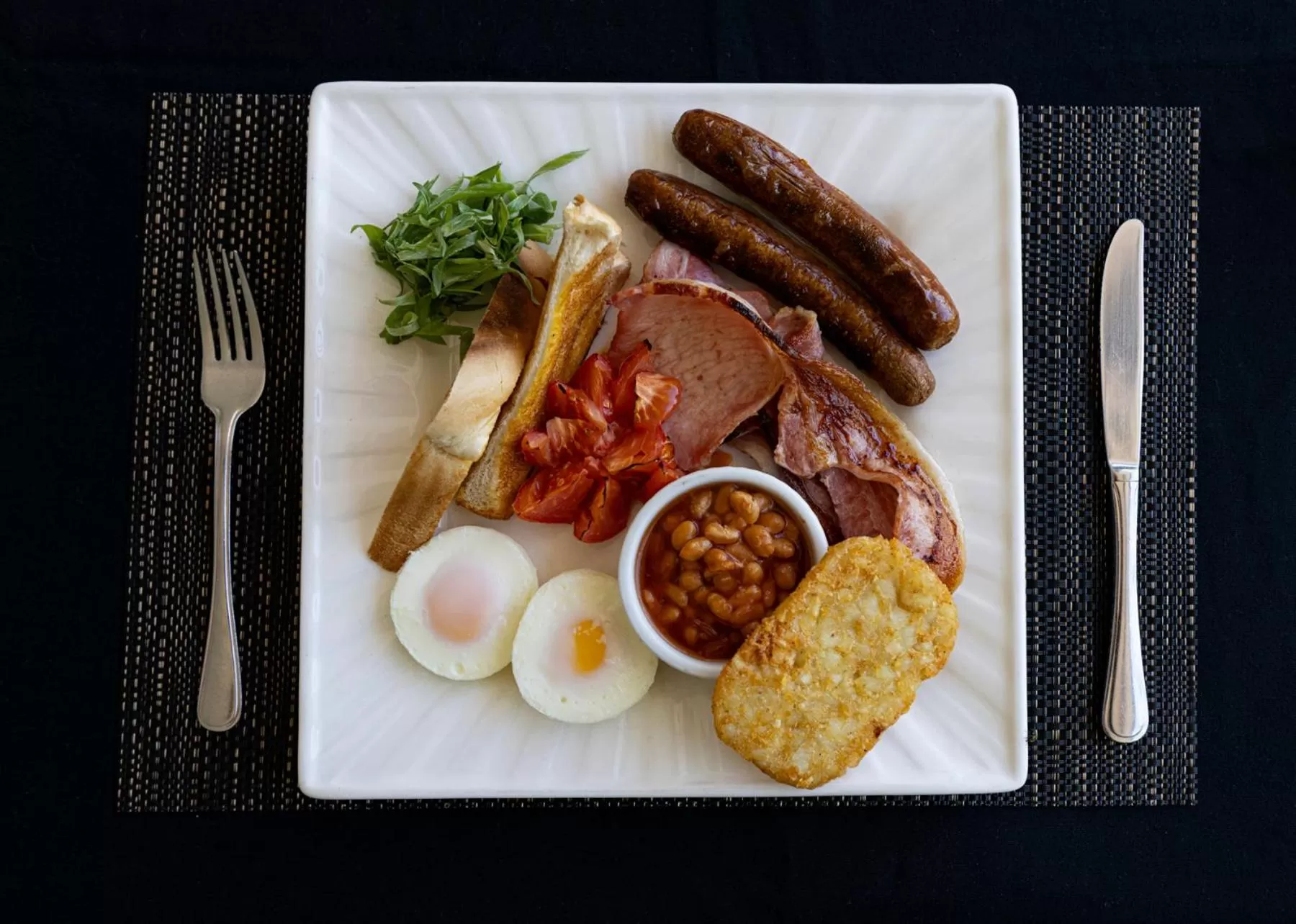 Food and drinks in Alara Motor Inn