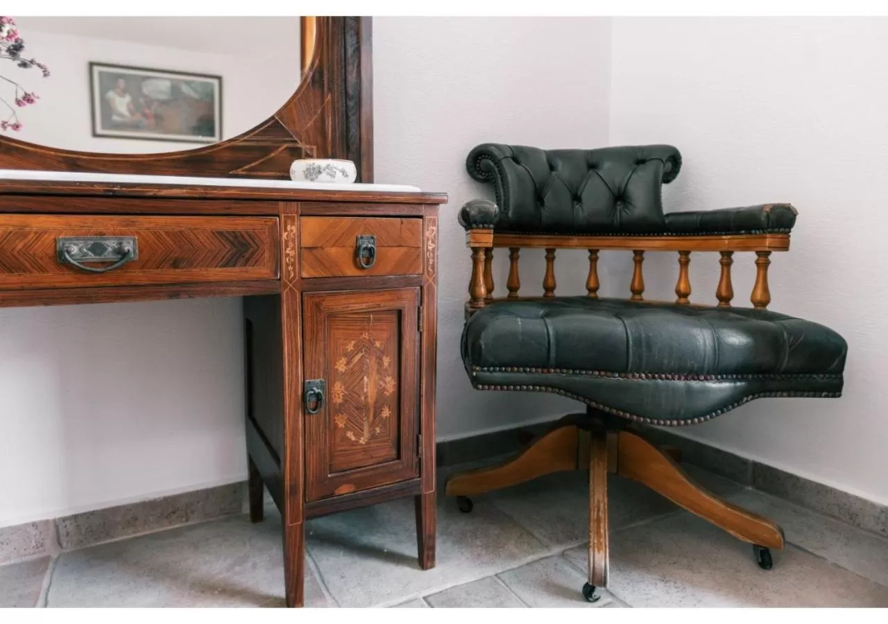 Spring in Arco Naxos Luxury Apartments