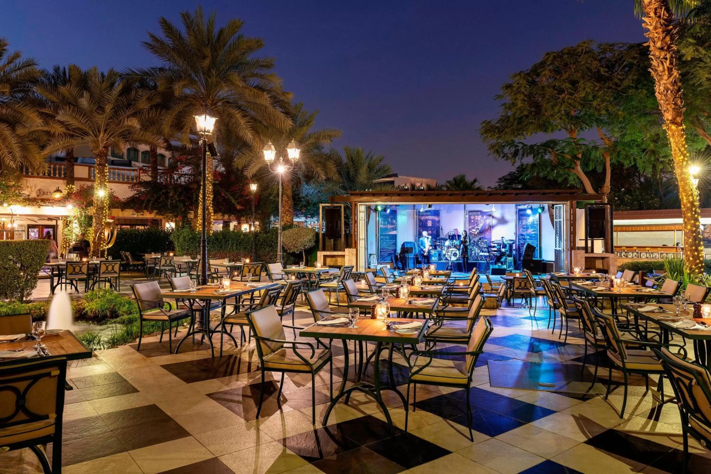 Restaurant/places to eat in Le Méridien Dubai Hotel & Conference Centre