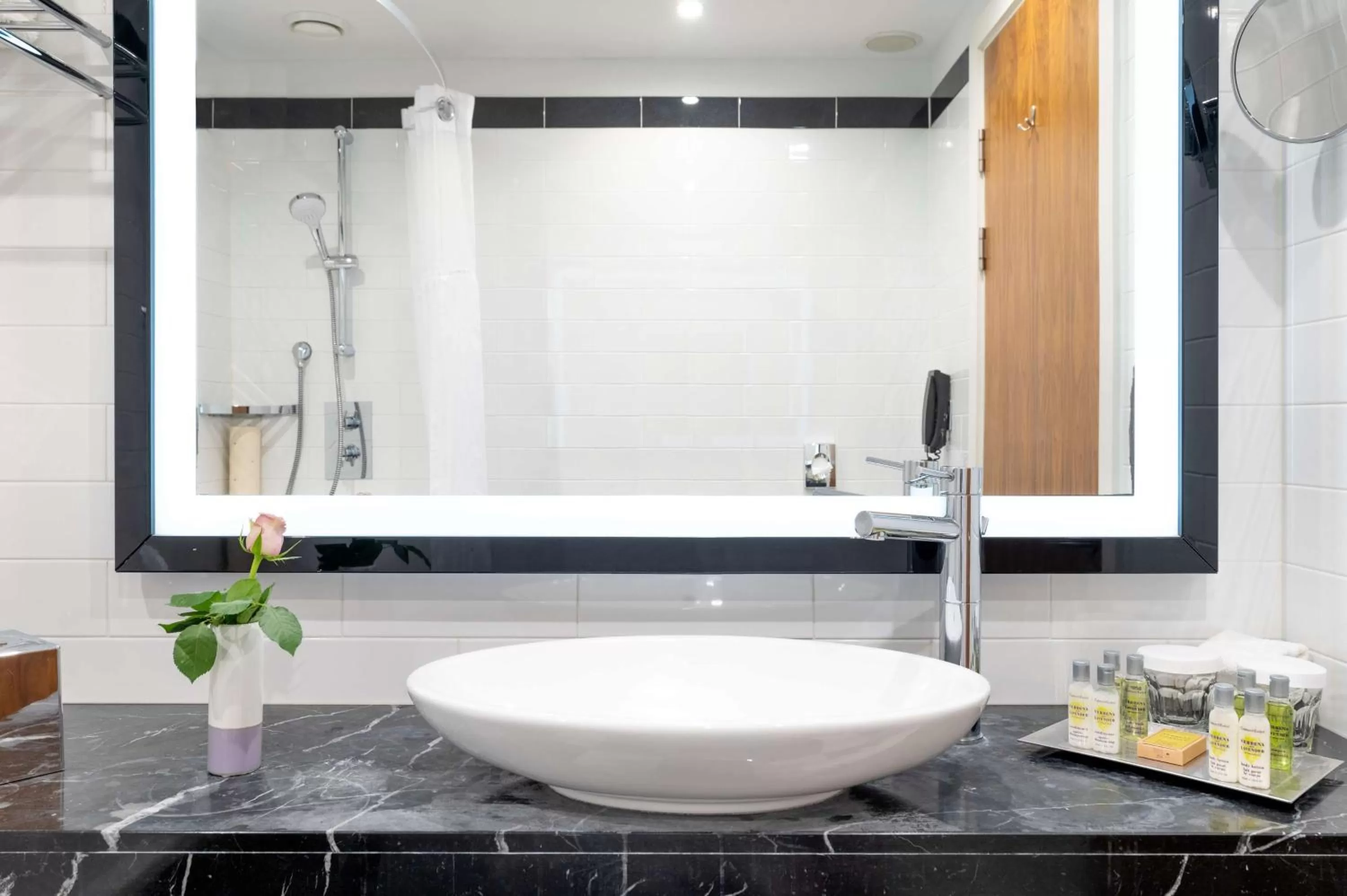 Bathroom in Hilton London Wembley