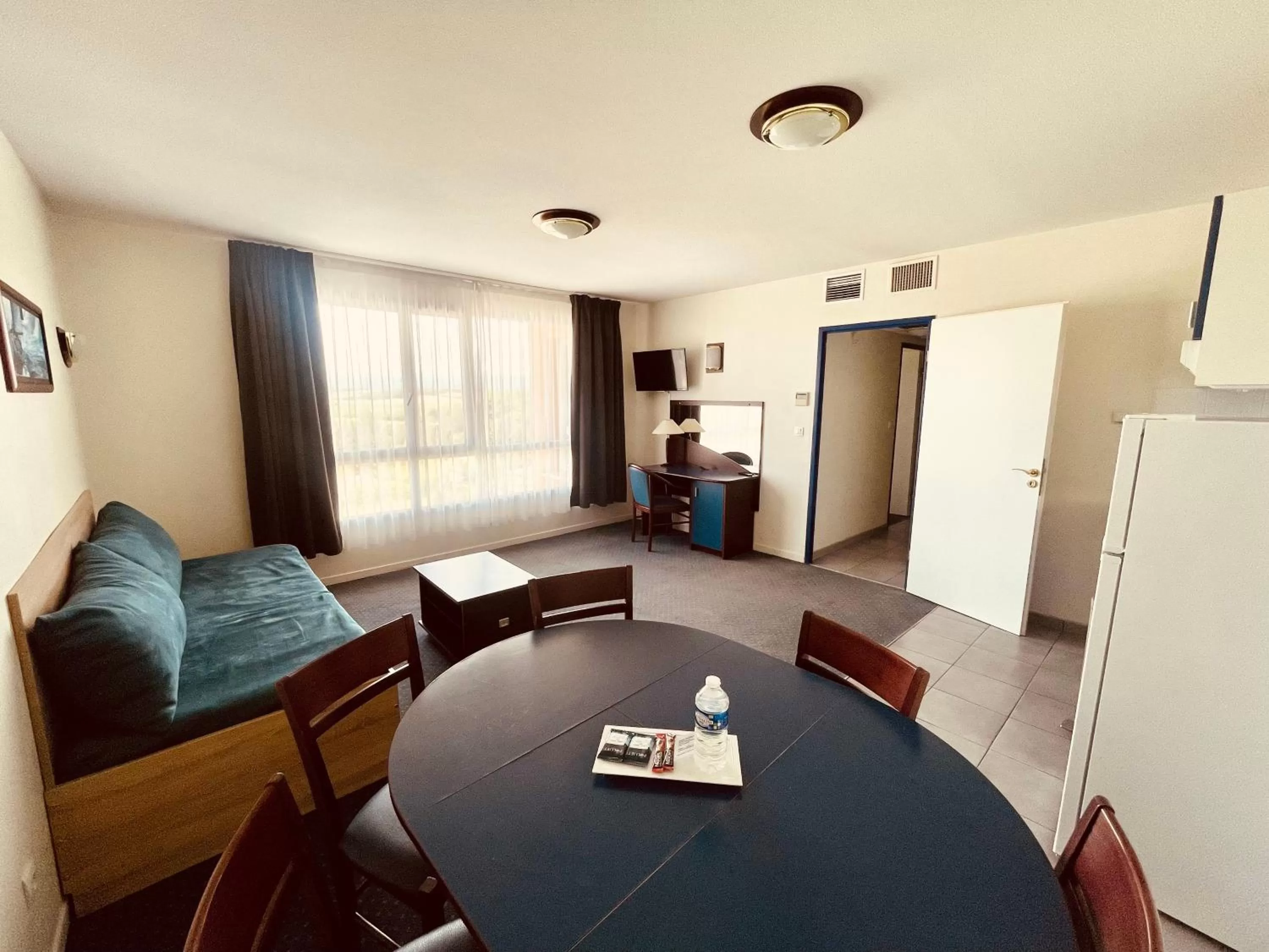 Living room, Seating Area in Zenitude Hôtel-Résidences Carcassonne
