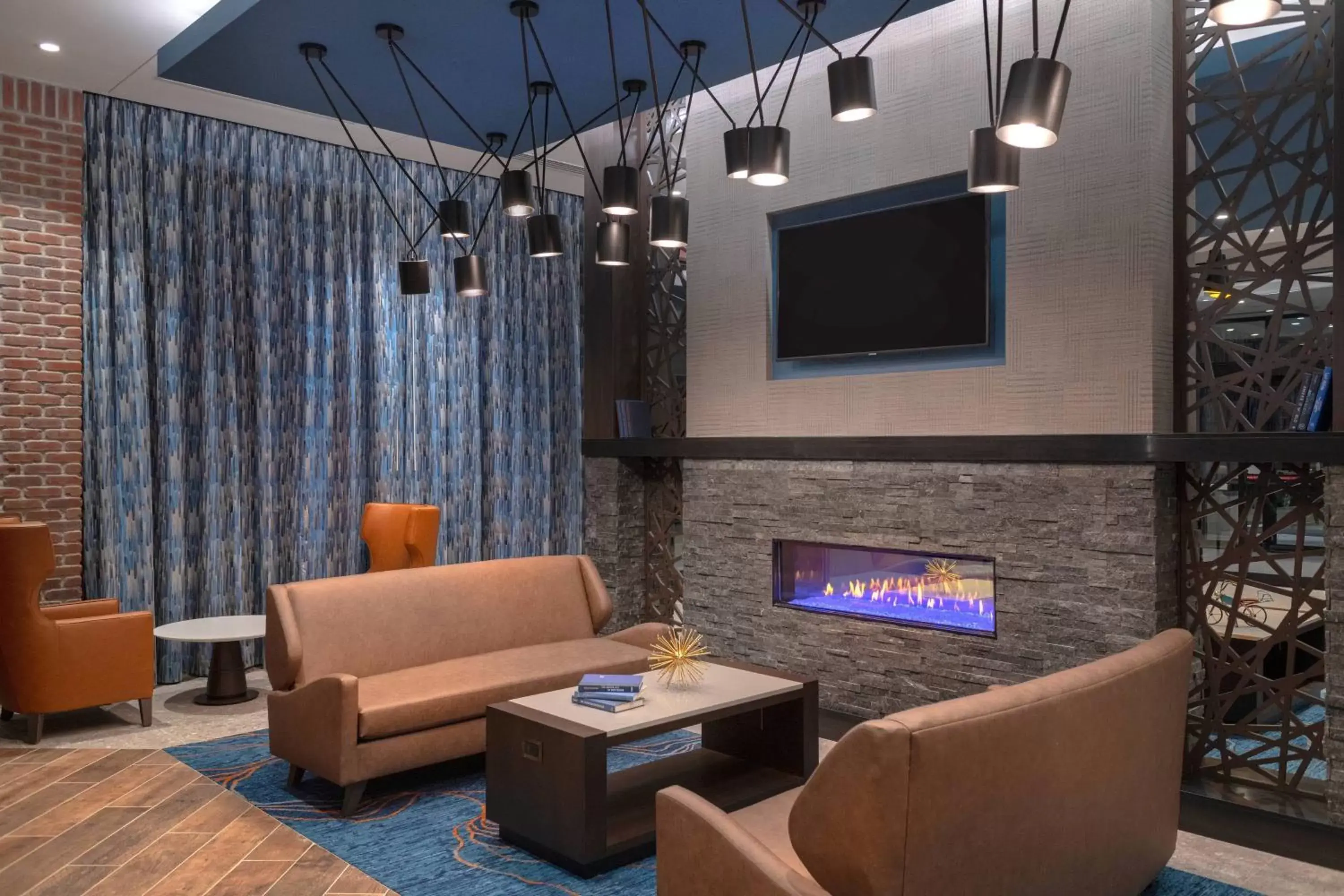 Lobby or reception, TV/Entertainment Center in Residence Inn by Marriott Manchester Downtown