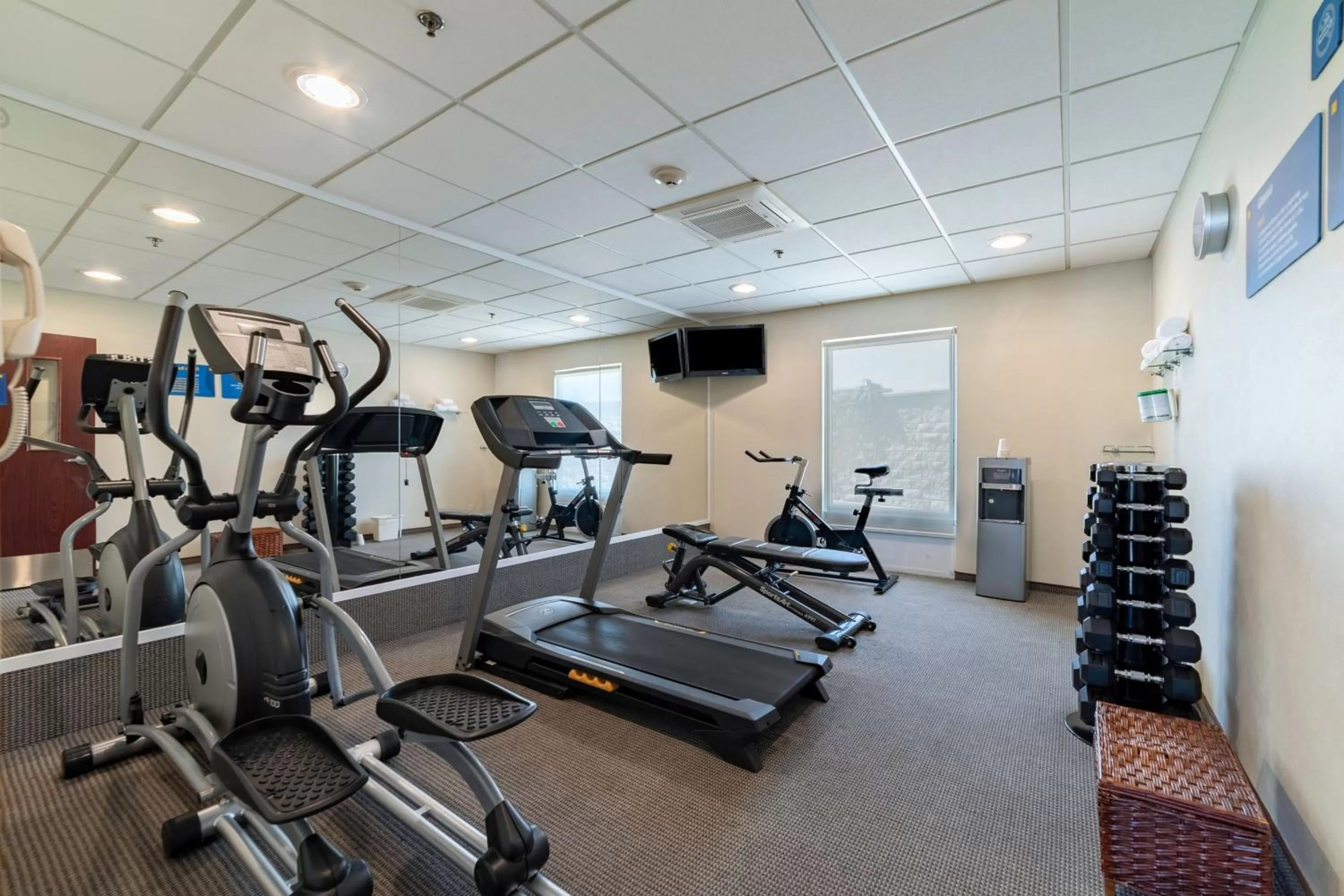 Fitness centre/facilities in City Express by Marriott Tula
