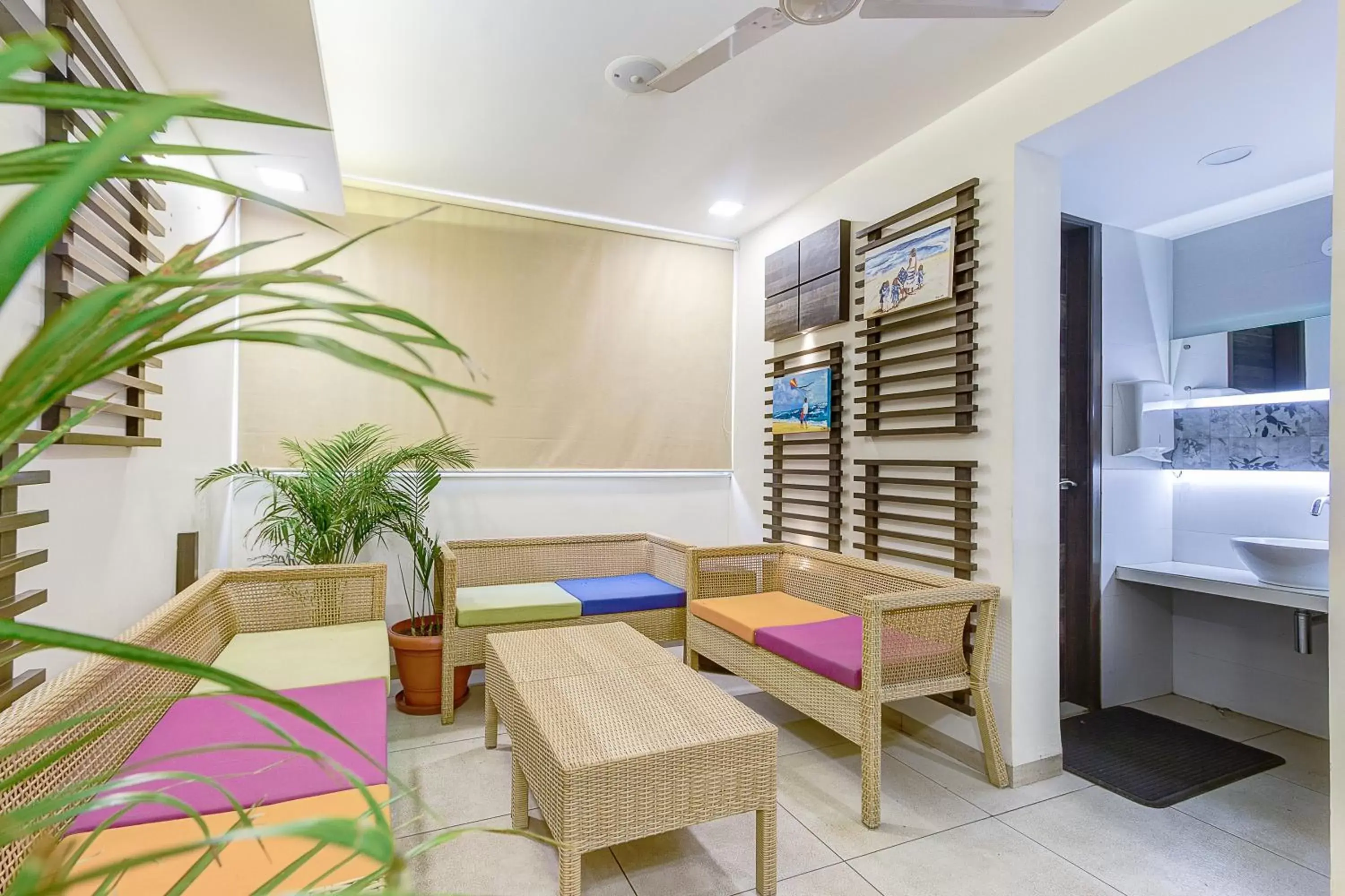 Lobby or reception, Room Photo in Treebo Trend Daksh Residency