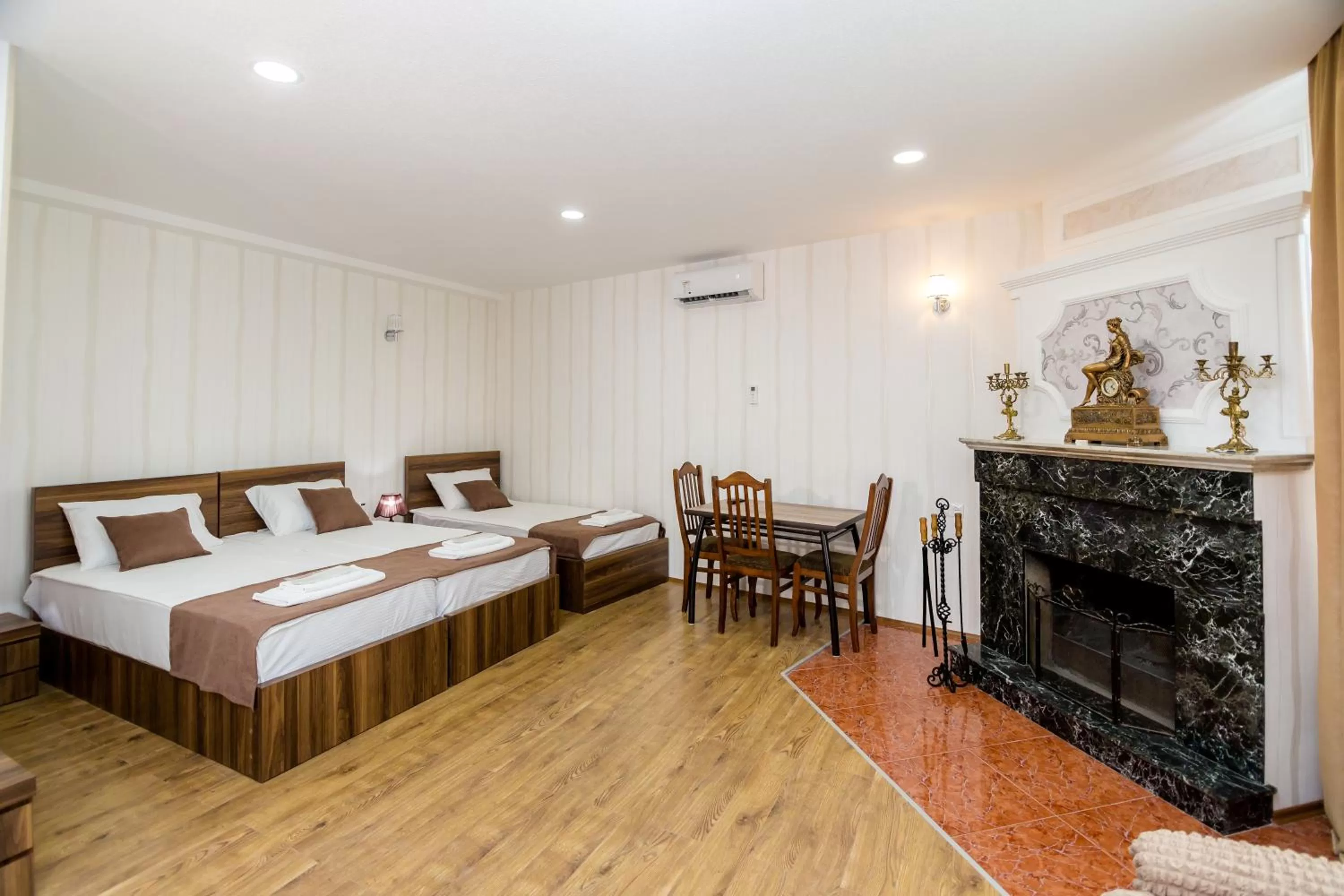 Bed in Elia Palace Hotel