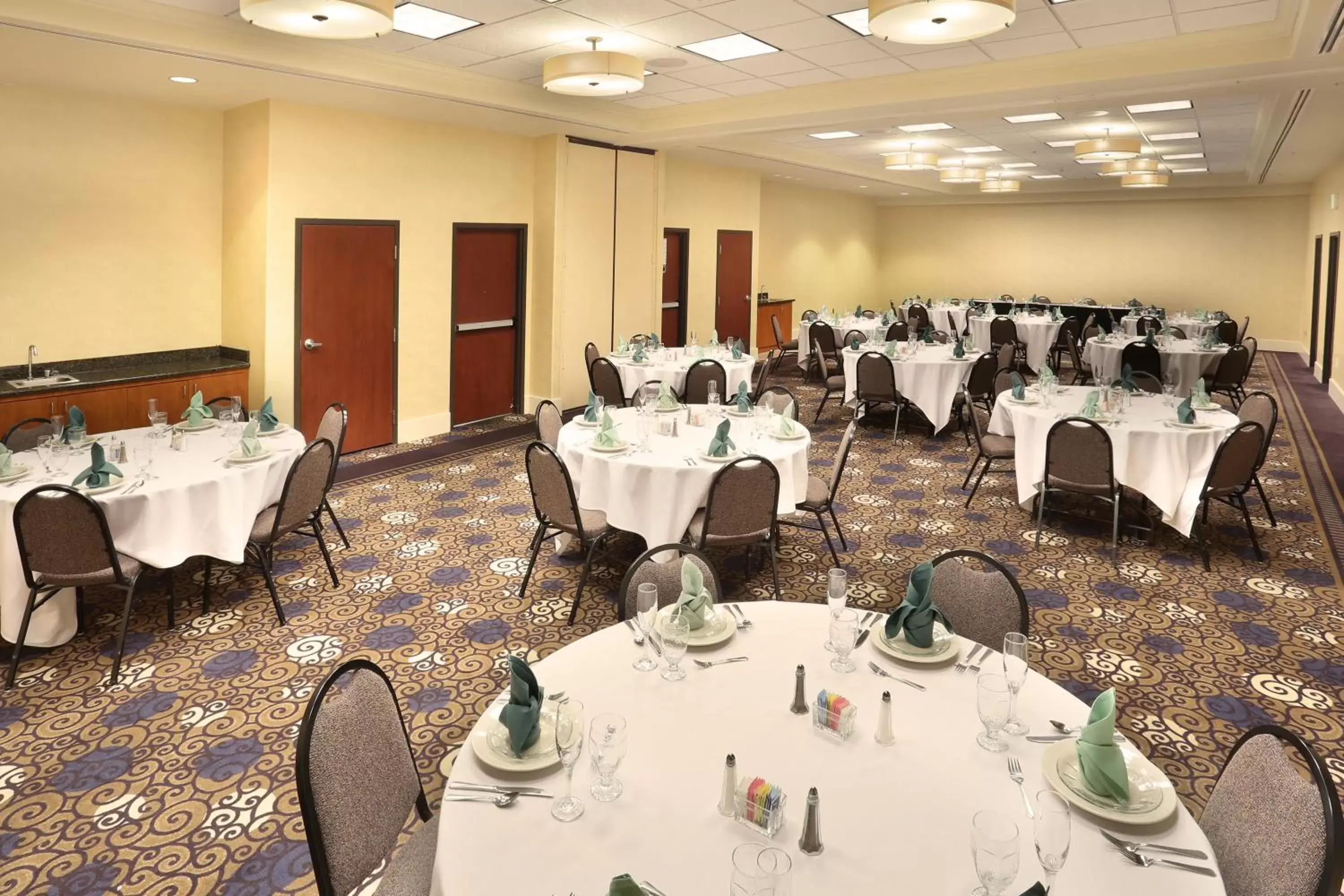 Banquet/Function facilities, Restaurant/Places to Eat in Holiday Inn Yuma, an IHG Hotel