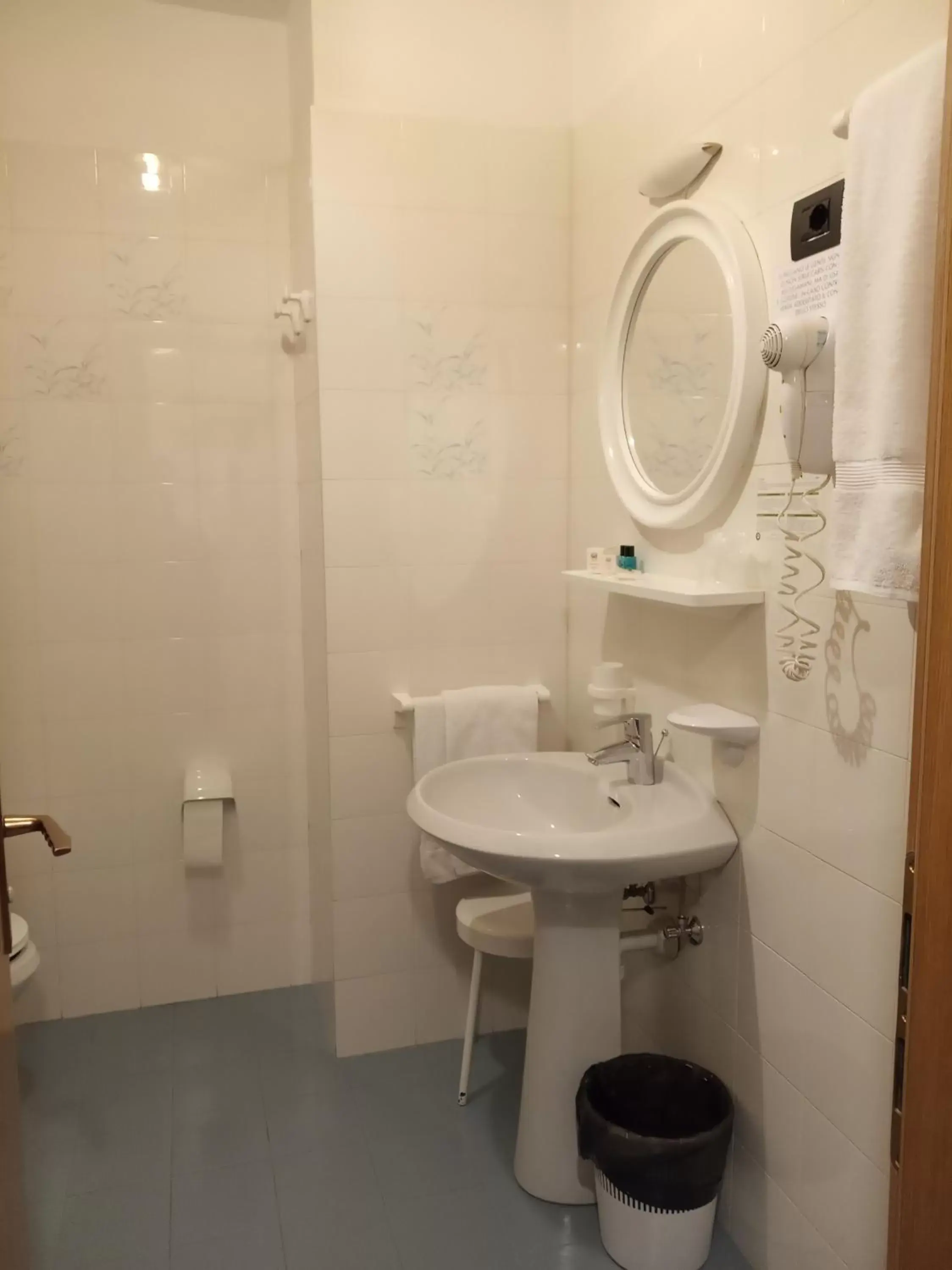 Bathroom in Hotel Adele