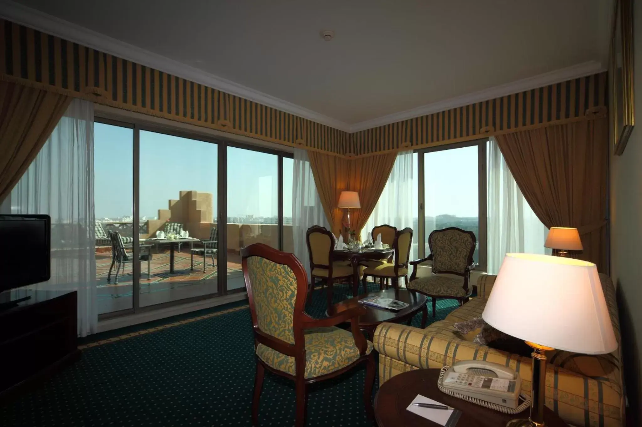 Bedroom, Seating Area in Al Ahsa InterContinental, an IHG Hotel