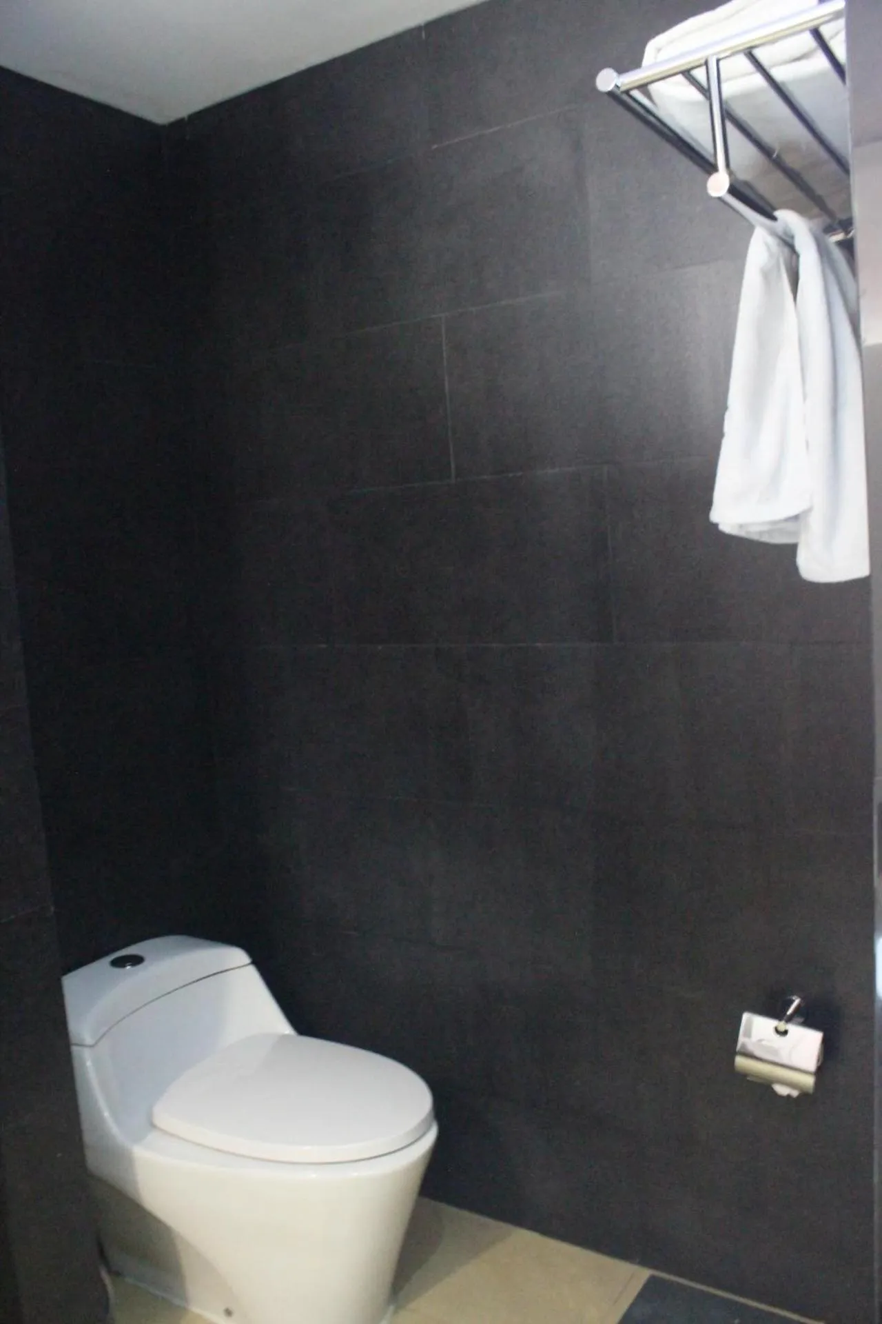 Toilet in Amaroossa Cosmo Jakarta