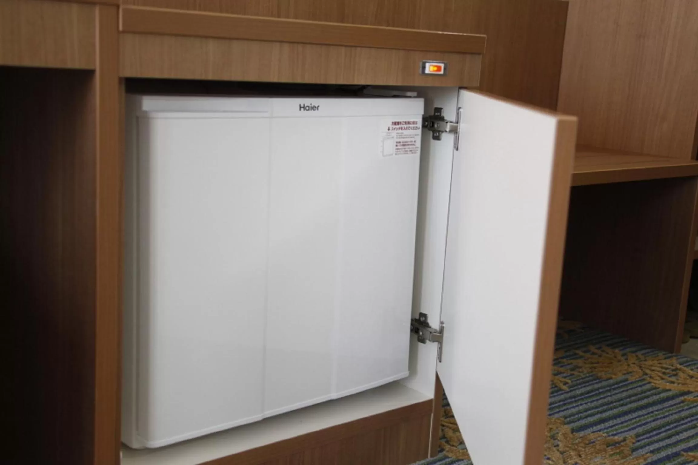 TV and multimedia in Vessel Hotel Campana Okinawa