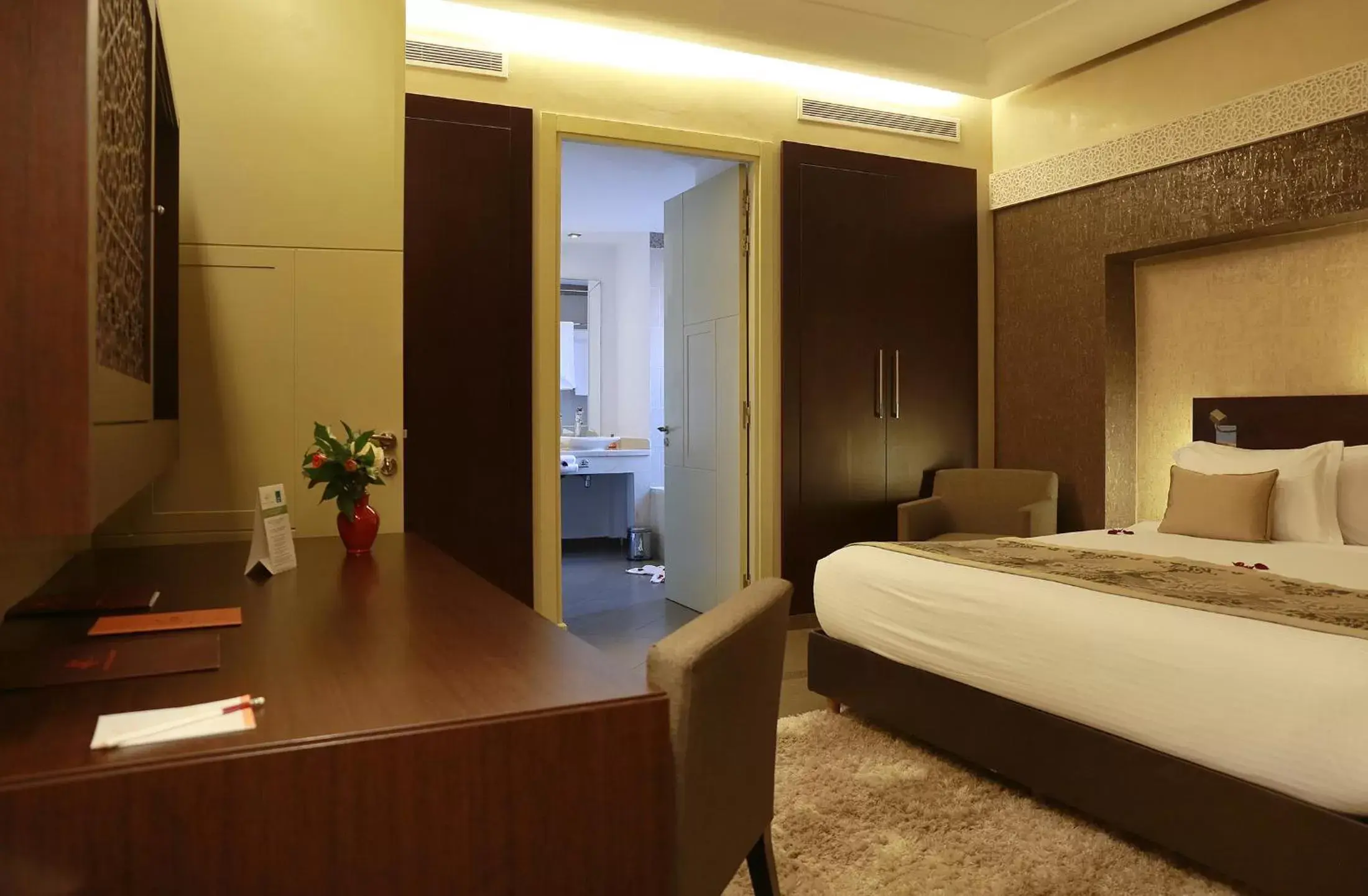 Bedroom, Bed in Kenzi Club Agdal Medina - All Inclusive
