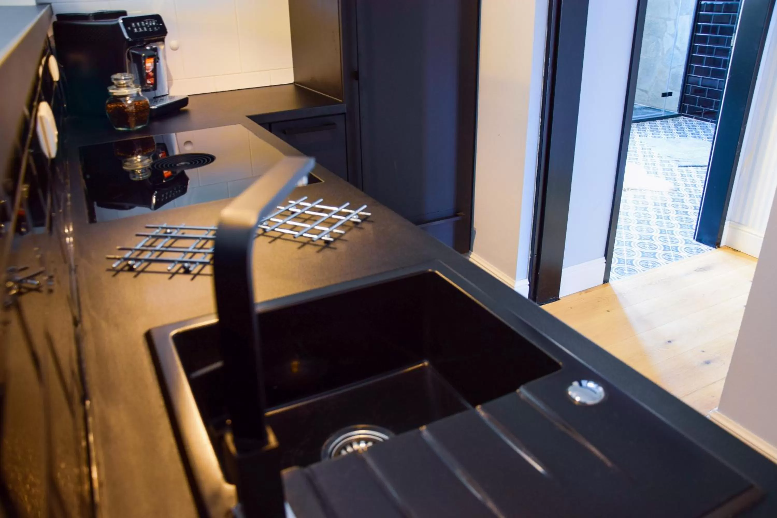 Kitchen or kitchenette, Kitchen/Kitchenette in Sauna & Whirlpool - ALPENLIEBE APARTments