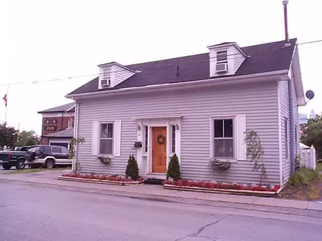 Property Building in The King George Inn